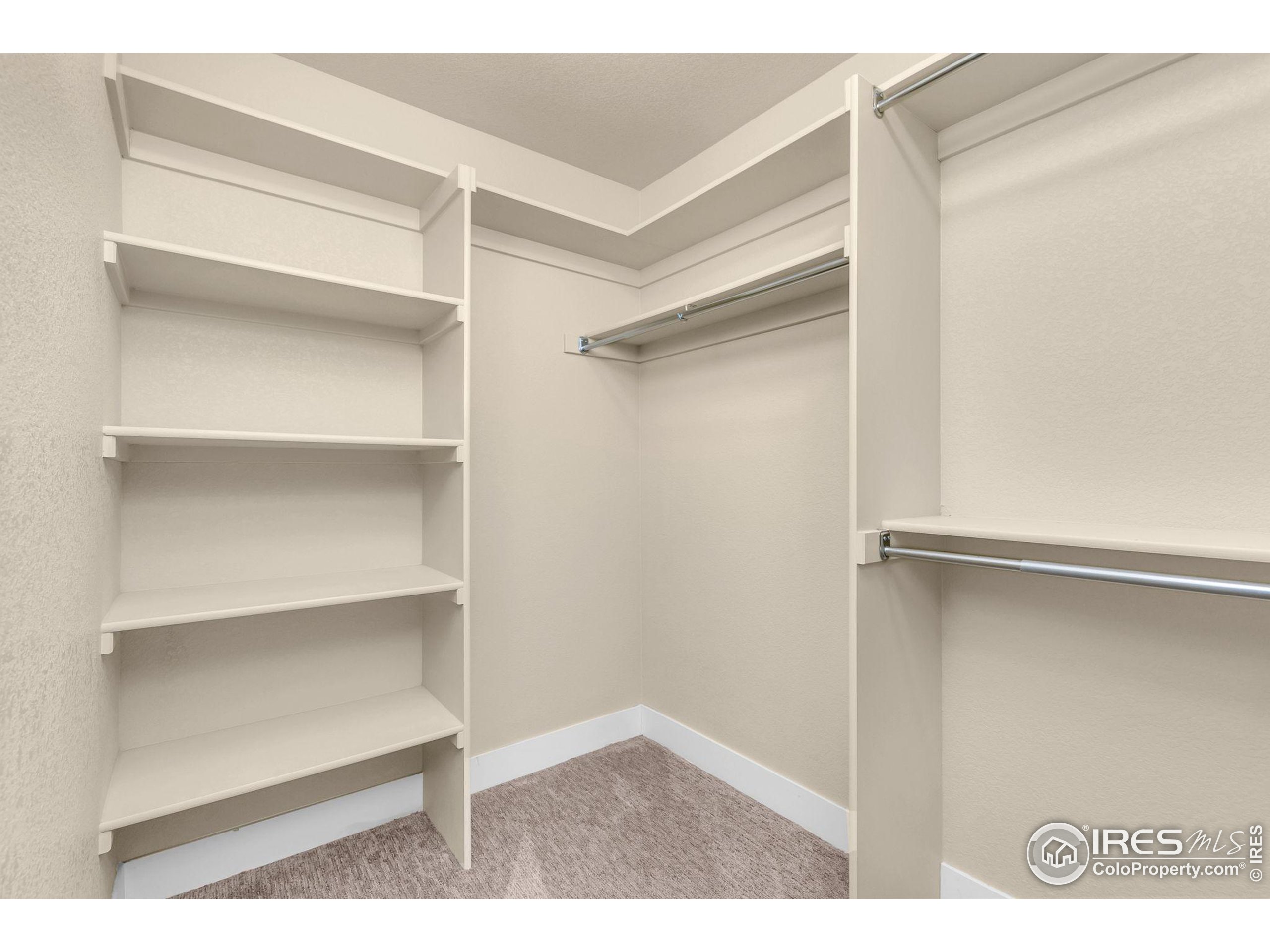 5021 Brookfield Dr Unit: B