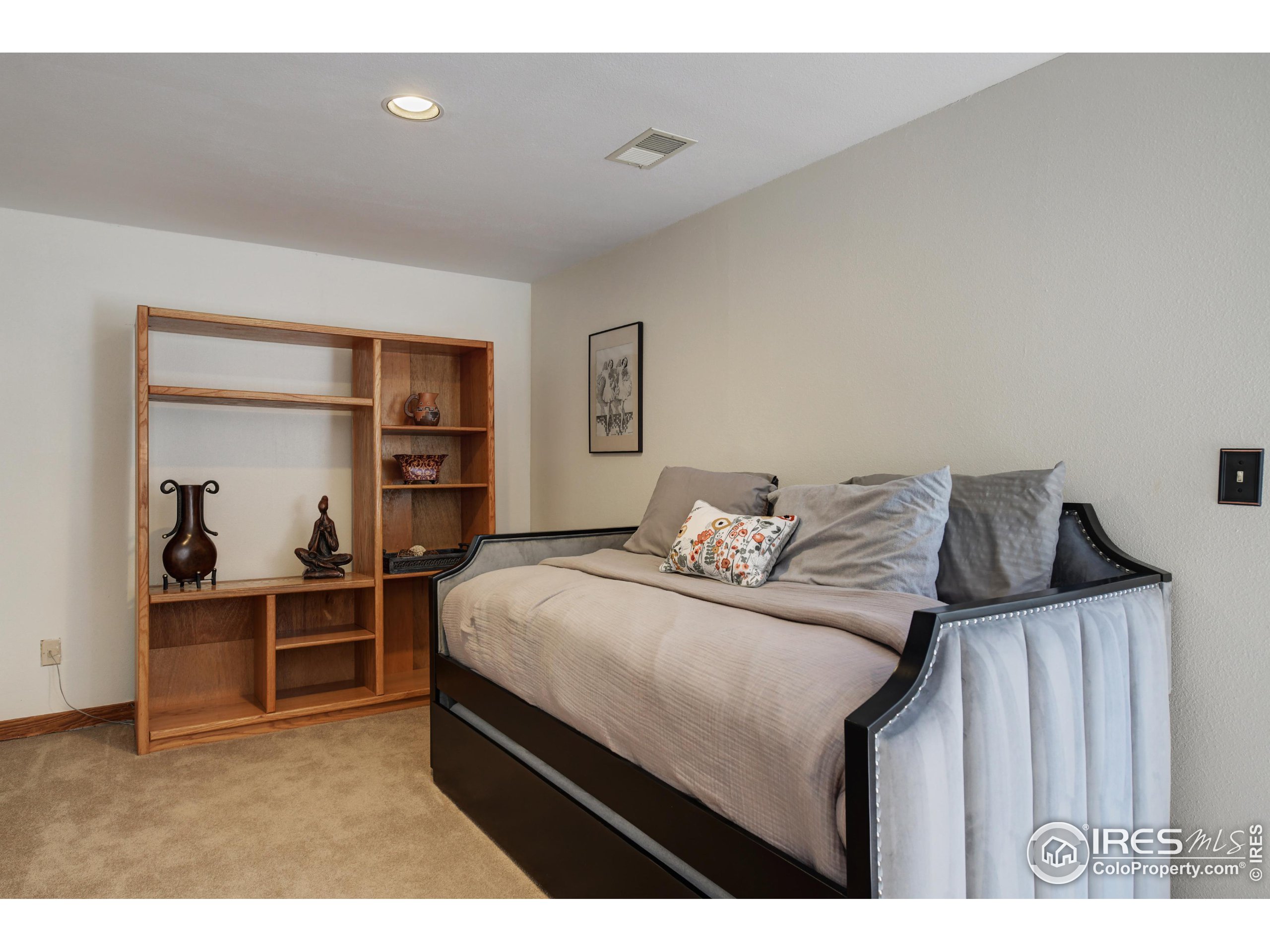 455 Poplar Ave