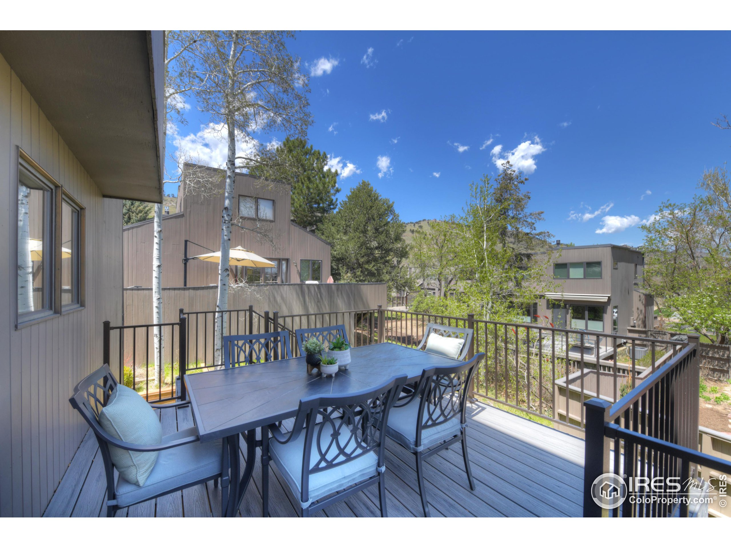 455 Poplar Ave