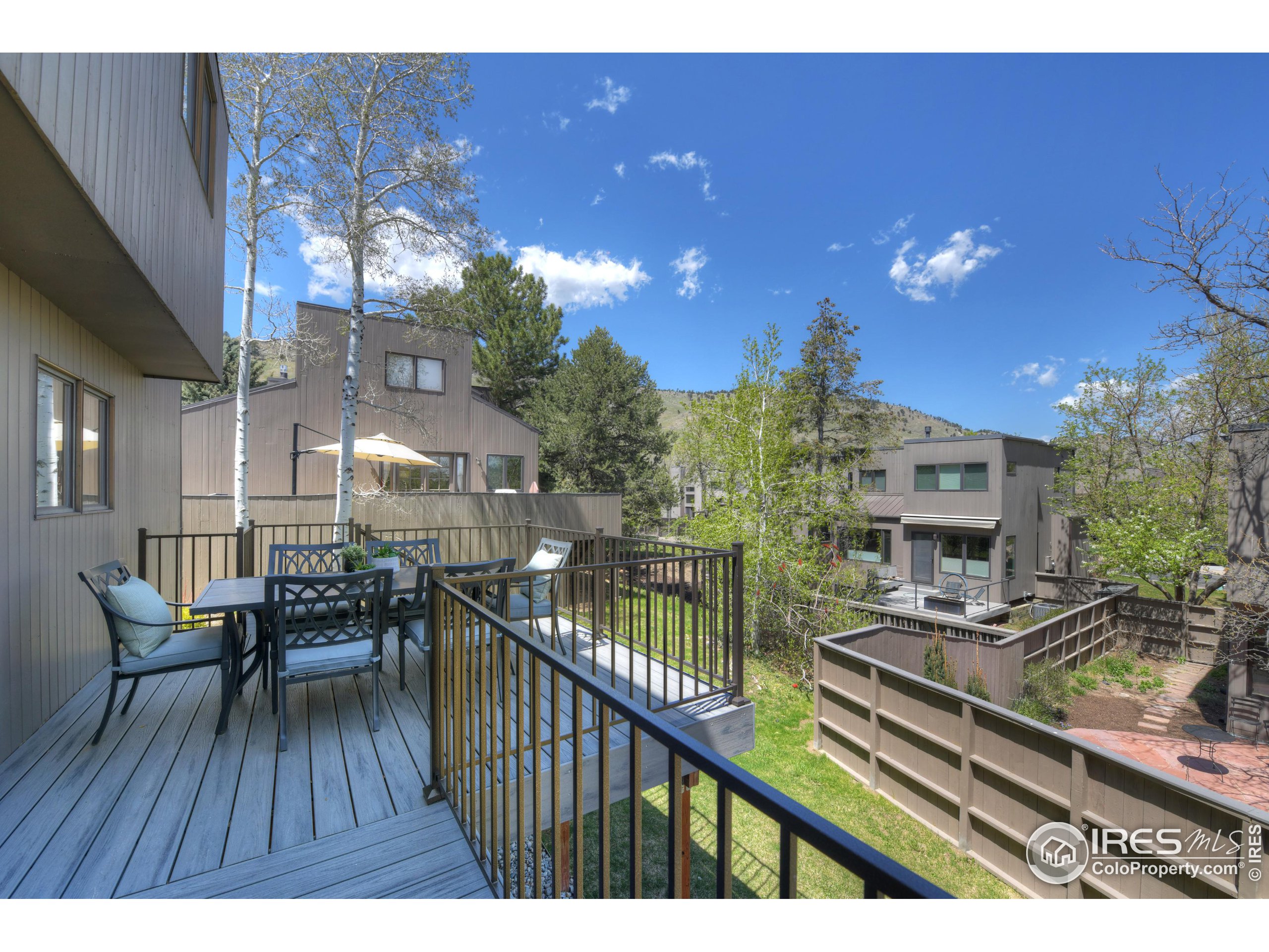 455 Poplar Ave