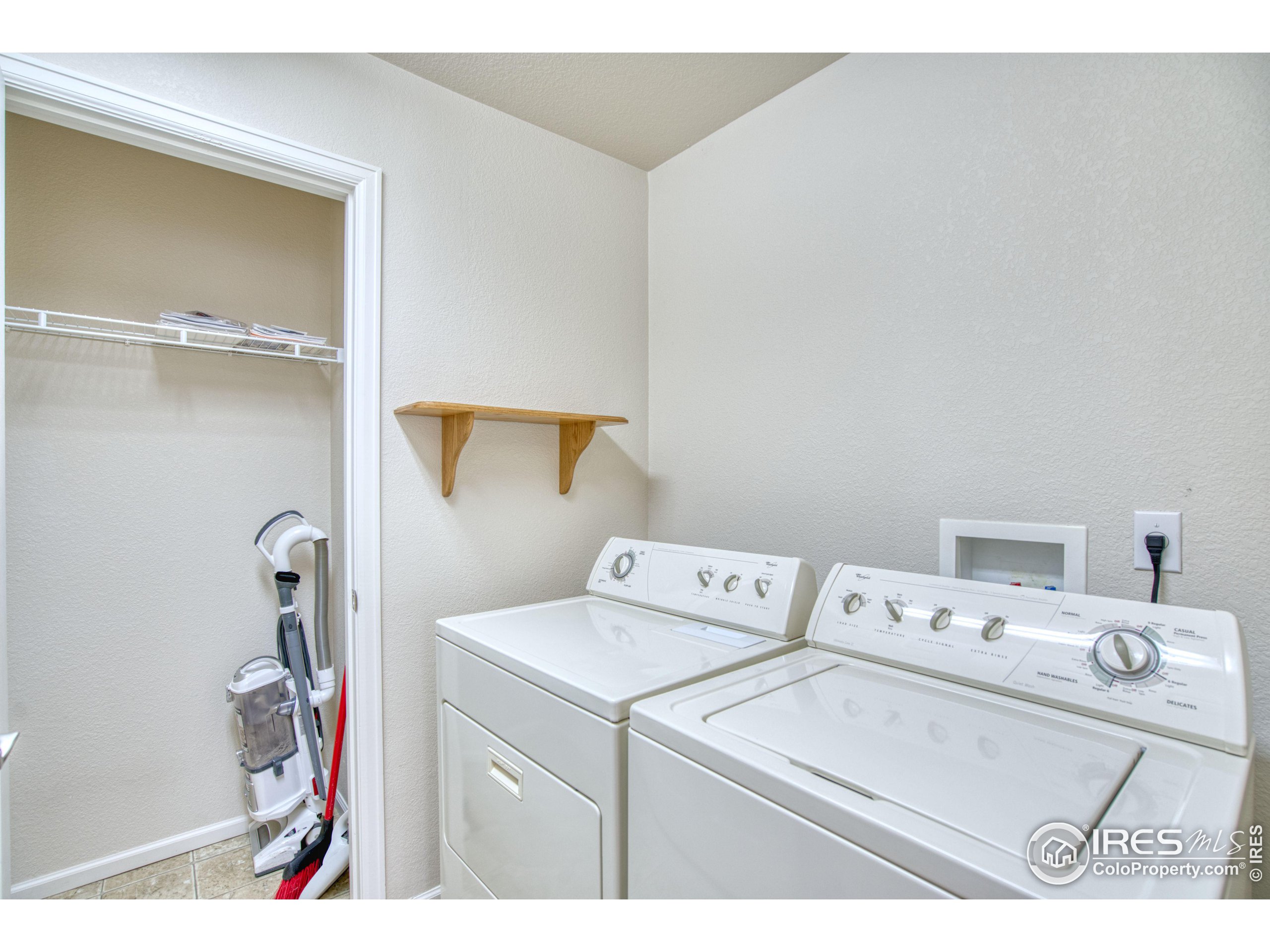 1425 Tonkin Pl