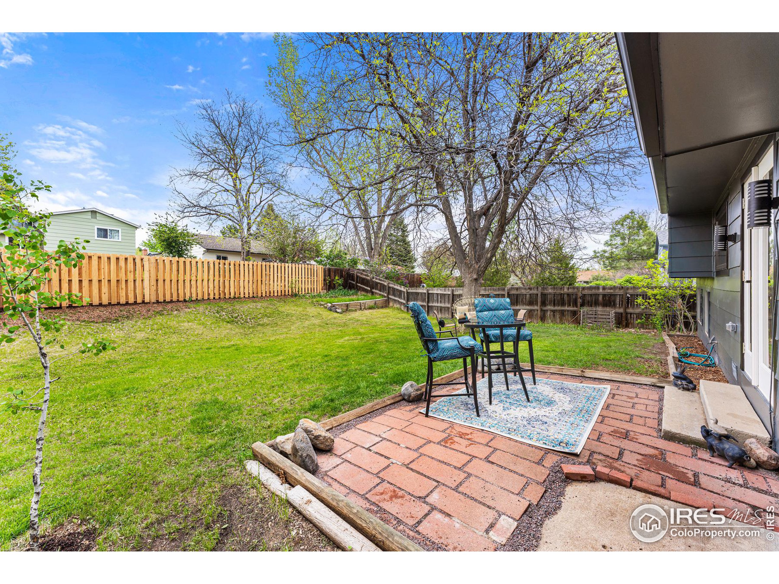 209 Lucerne Dr