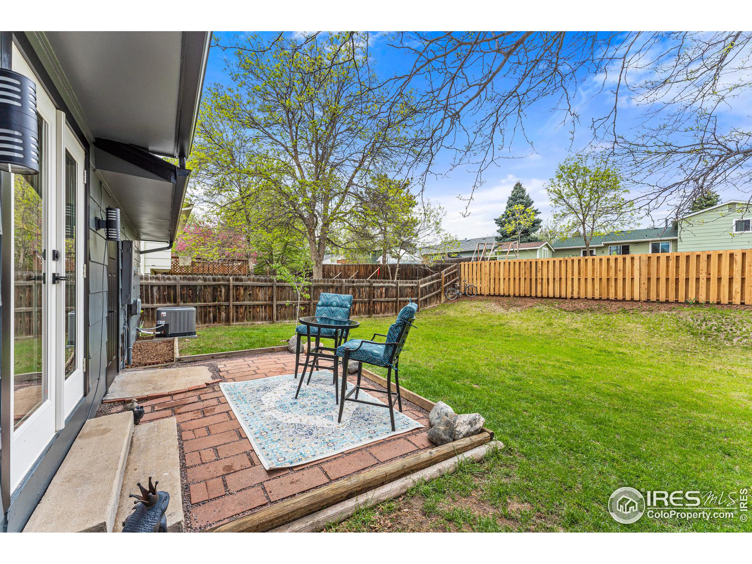 209 Lucerne Dr