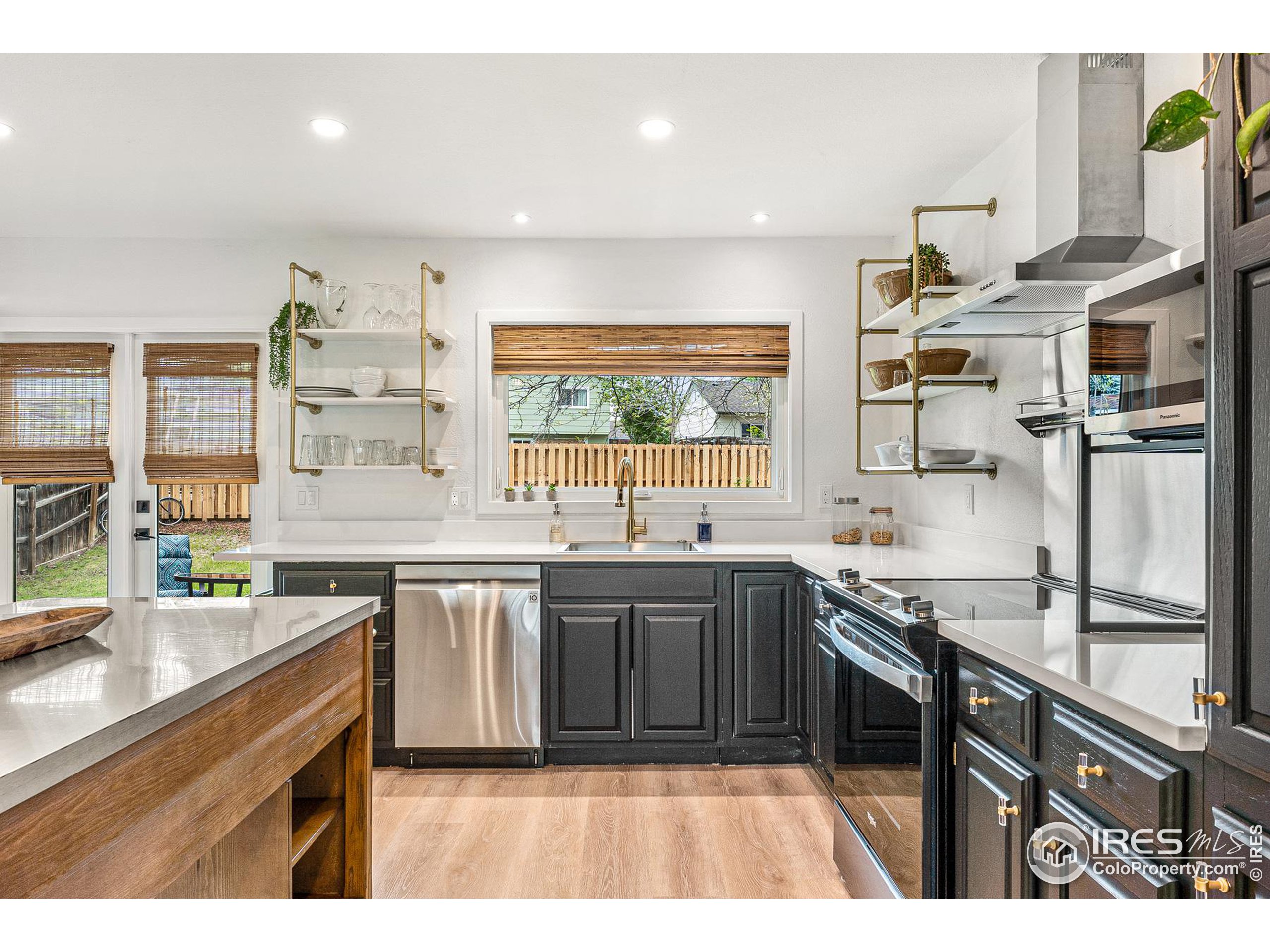 209 Lucerne Dr