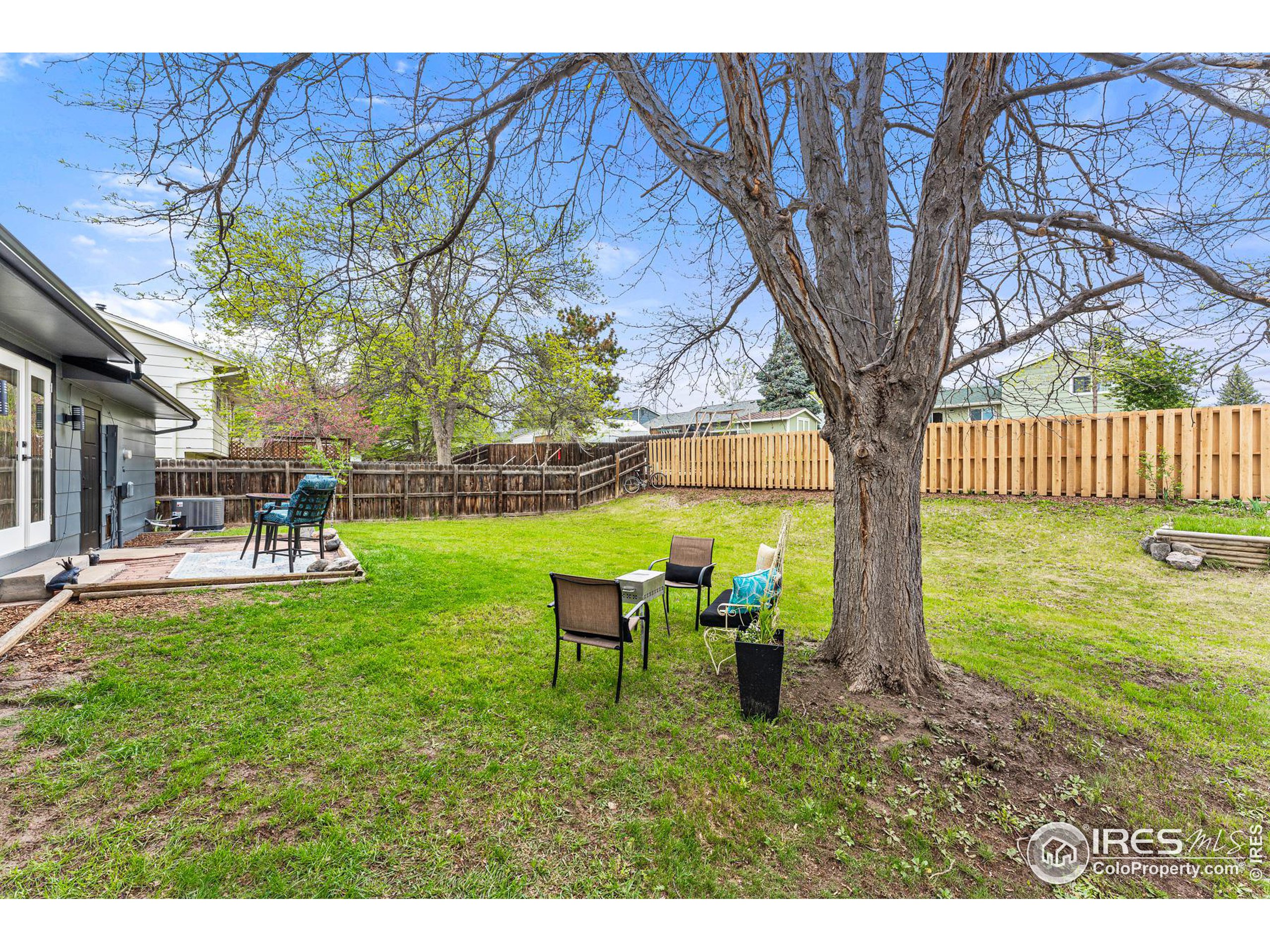 209 Lucerne Dr