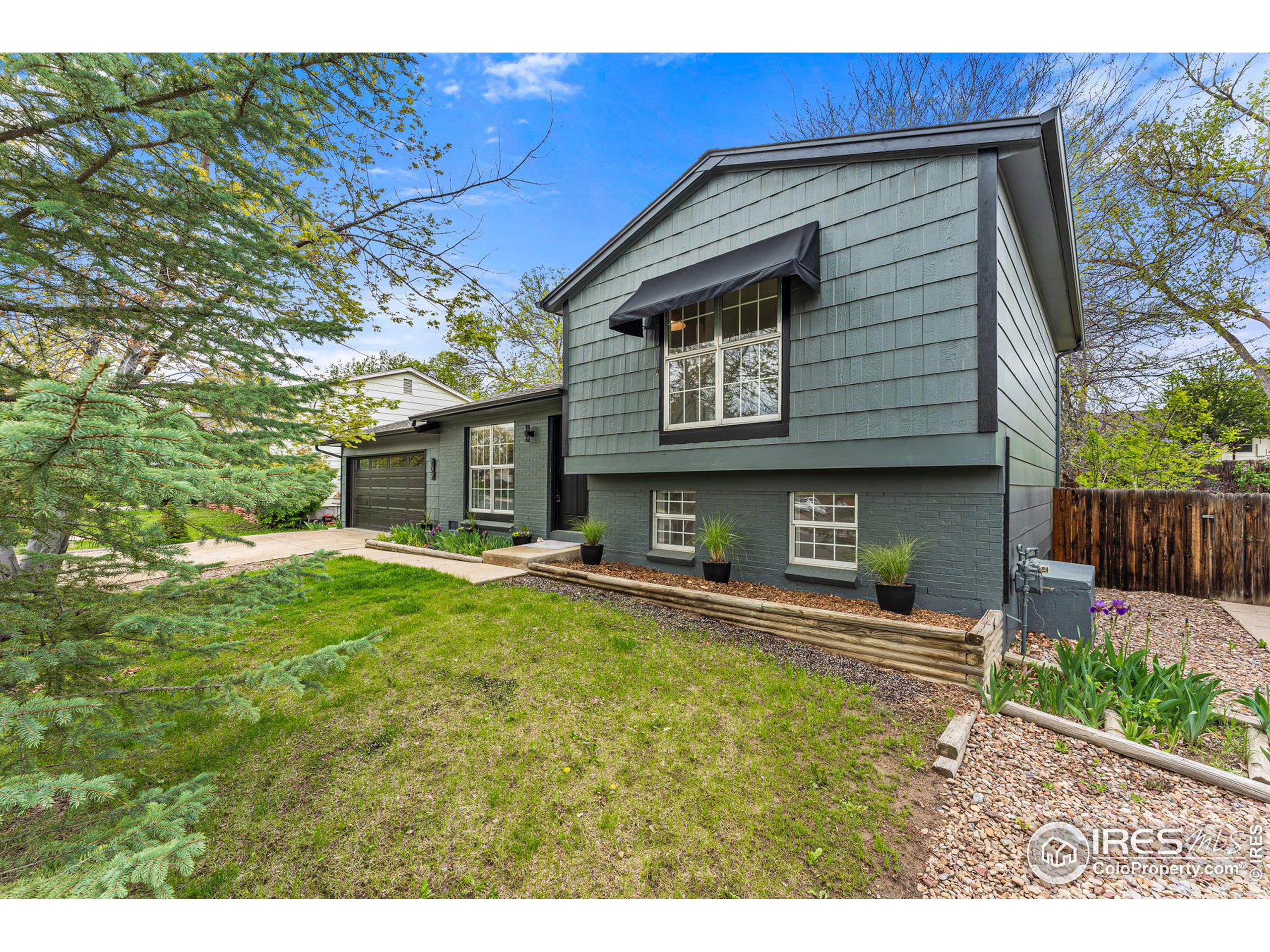 209 Lucerne Dr