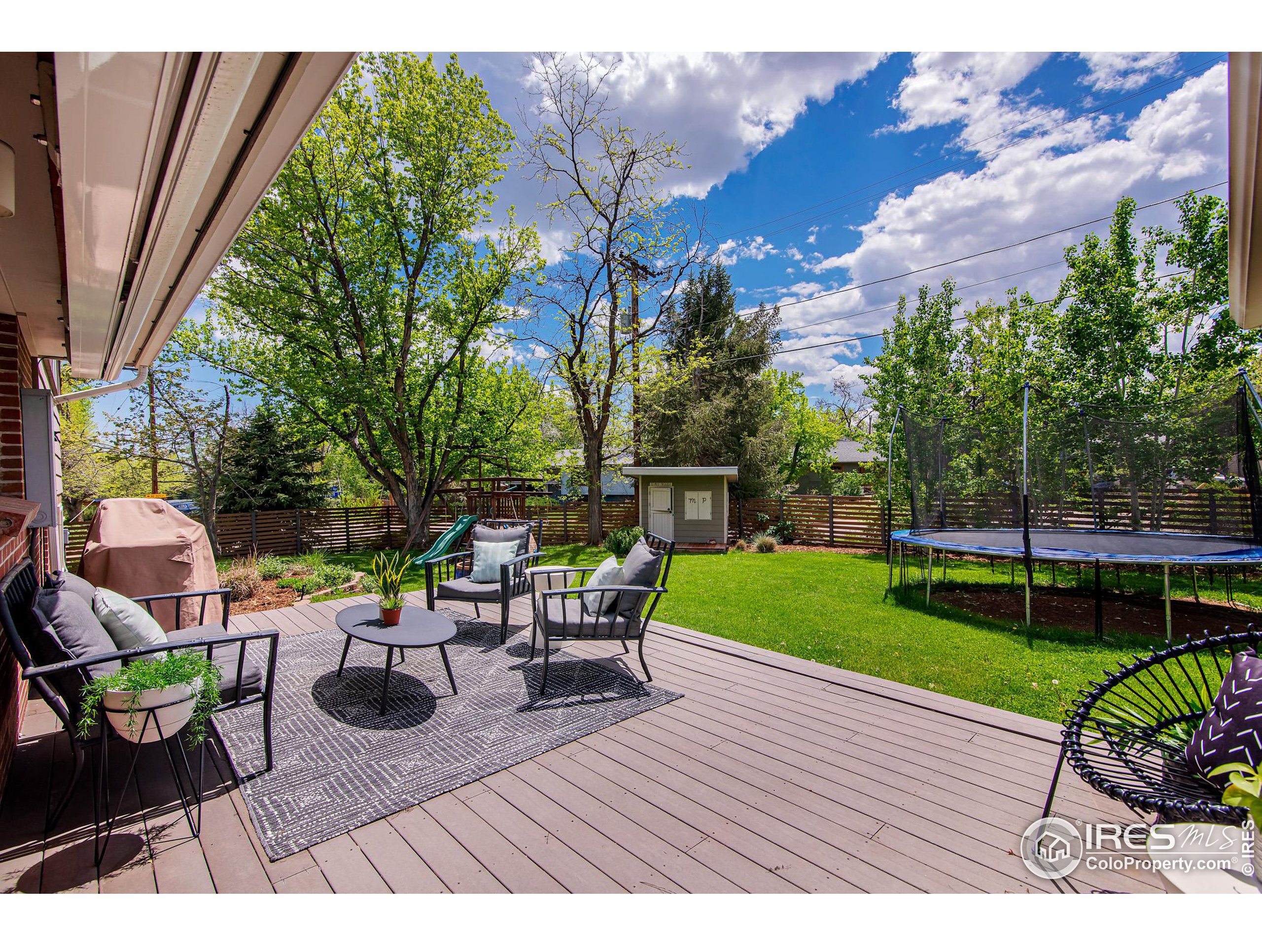 1730 Dogwood Ln