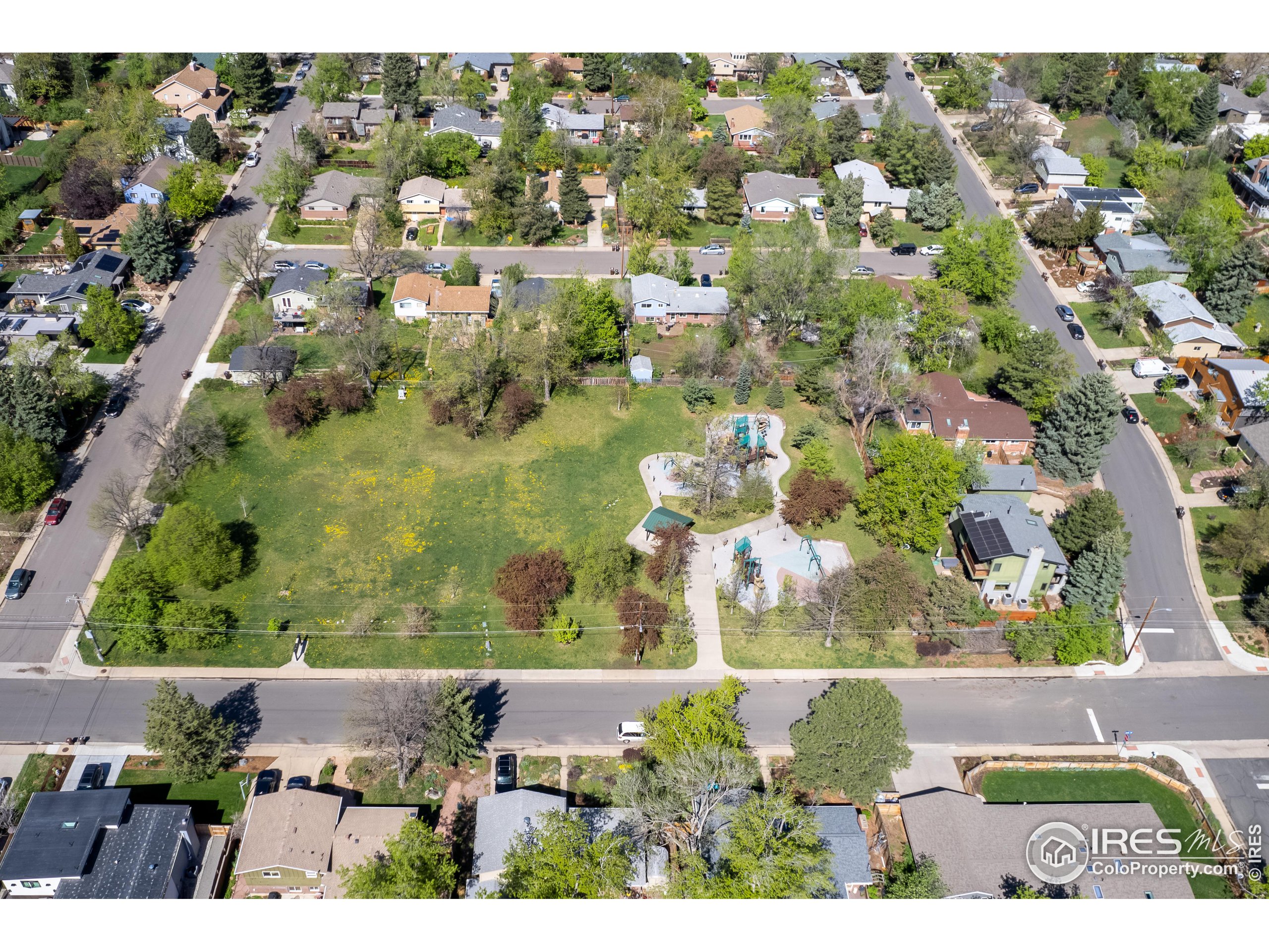 1730 Dogwood Ln
