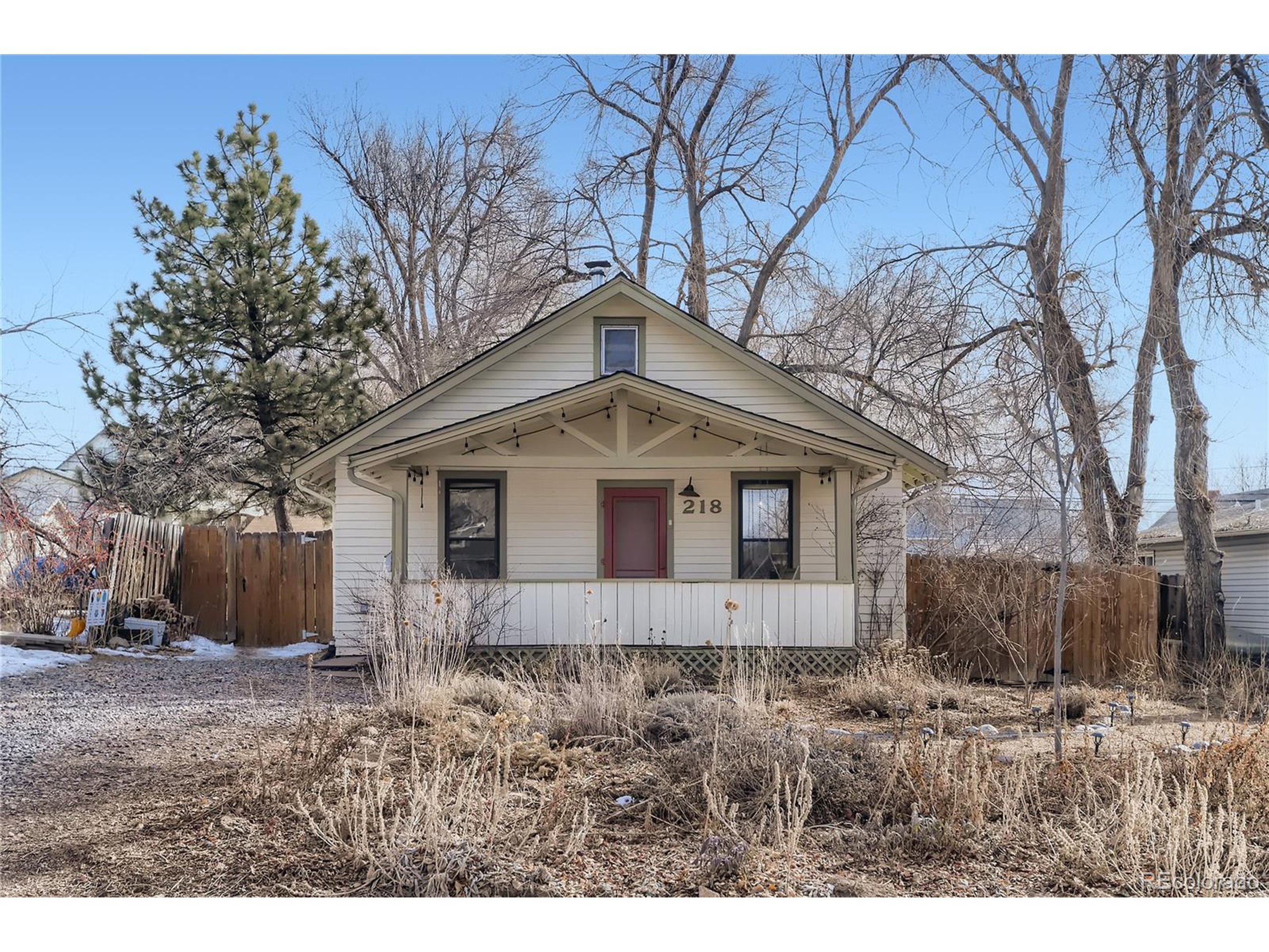 218 Lincoln St