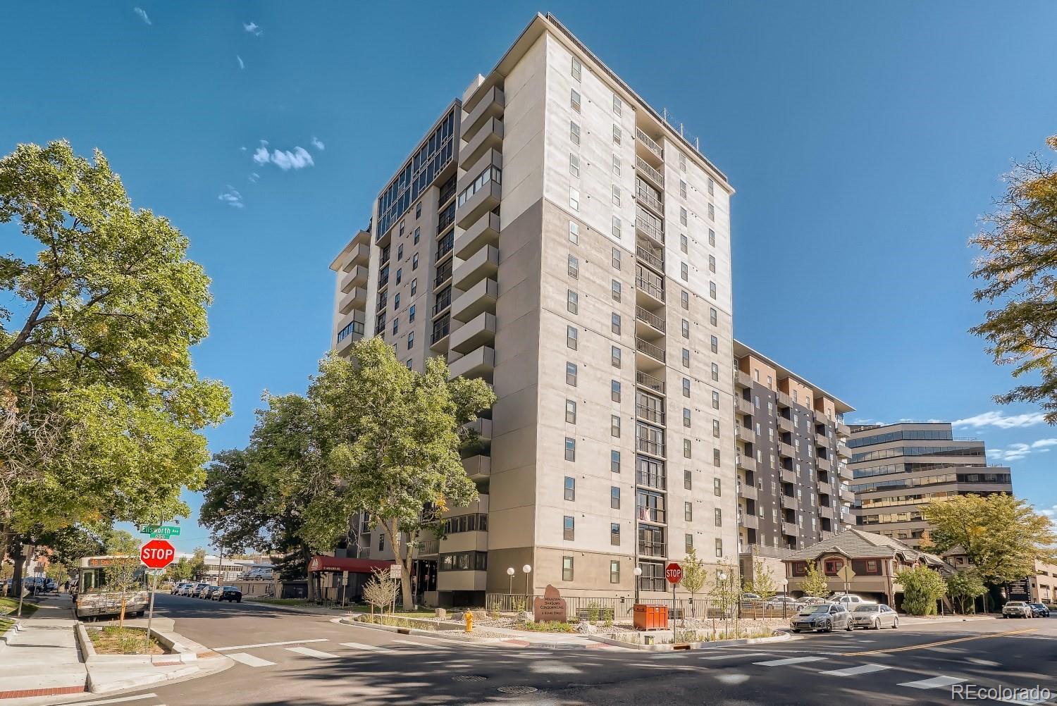 2 Adams Street Unit: 905
