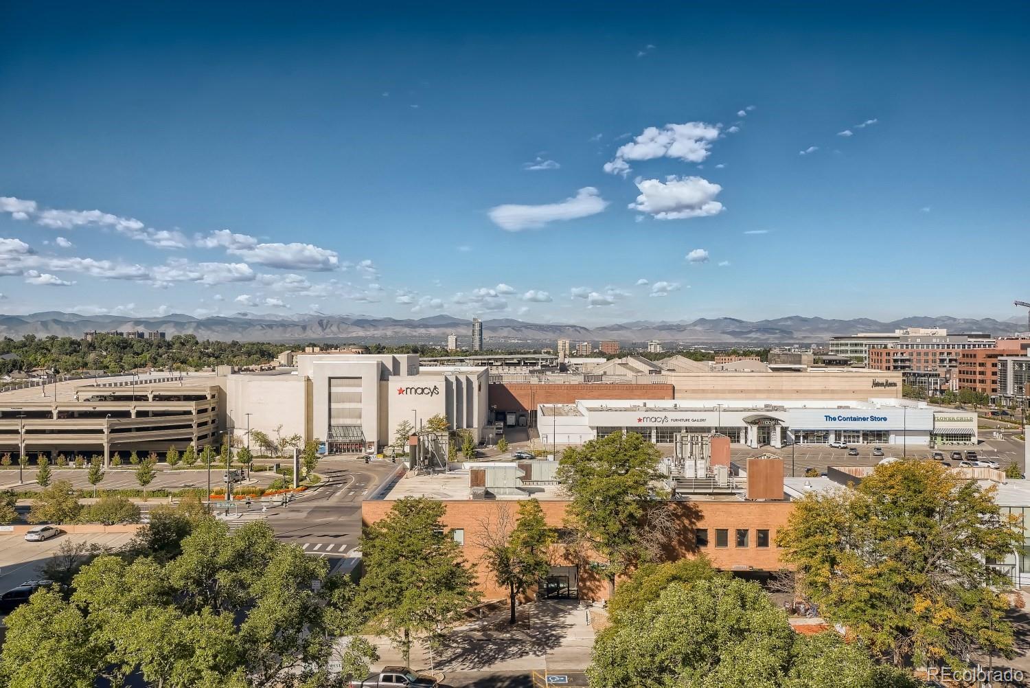 2 Adams Street Unit: 905