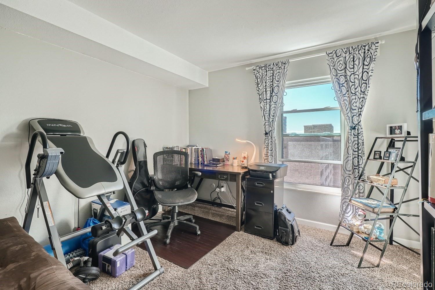 2 Adams Street Unit: 905