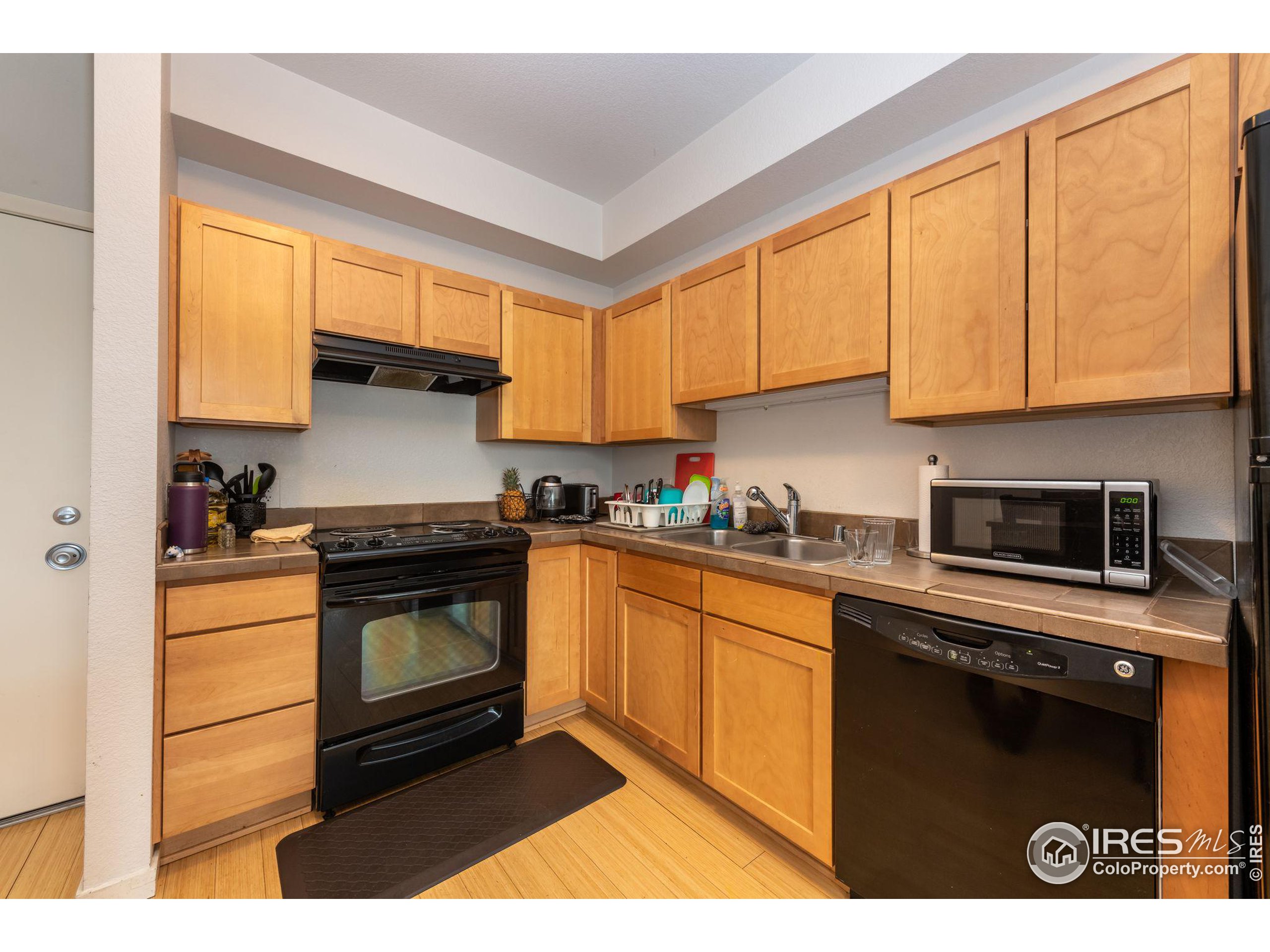 2810 E College Ave Unit: 103