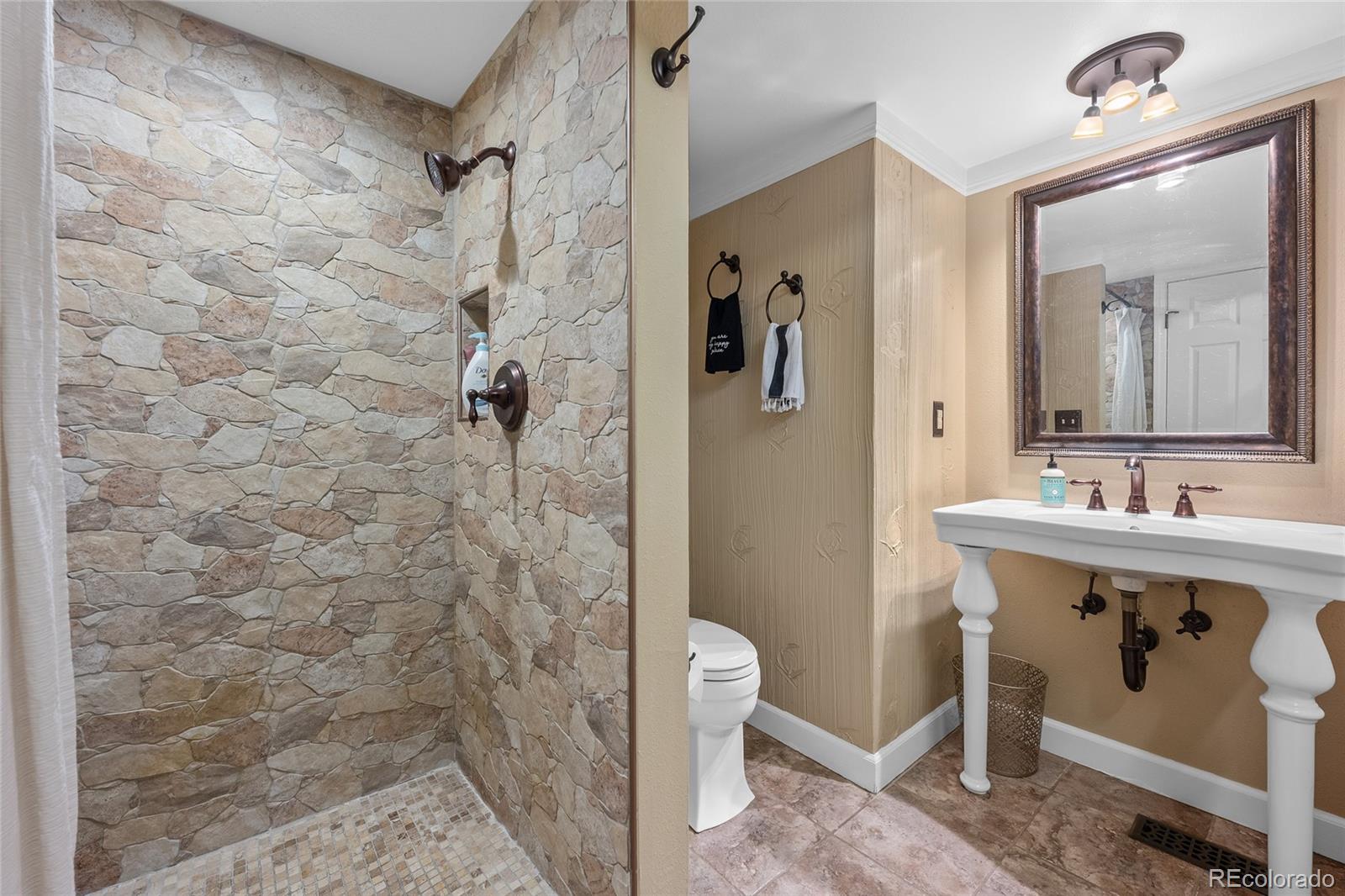 6475 S Havana Street Unit: A