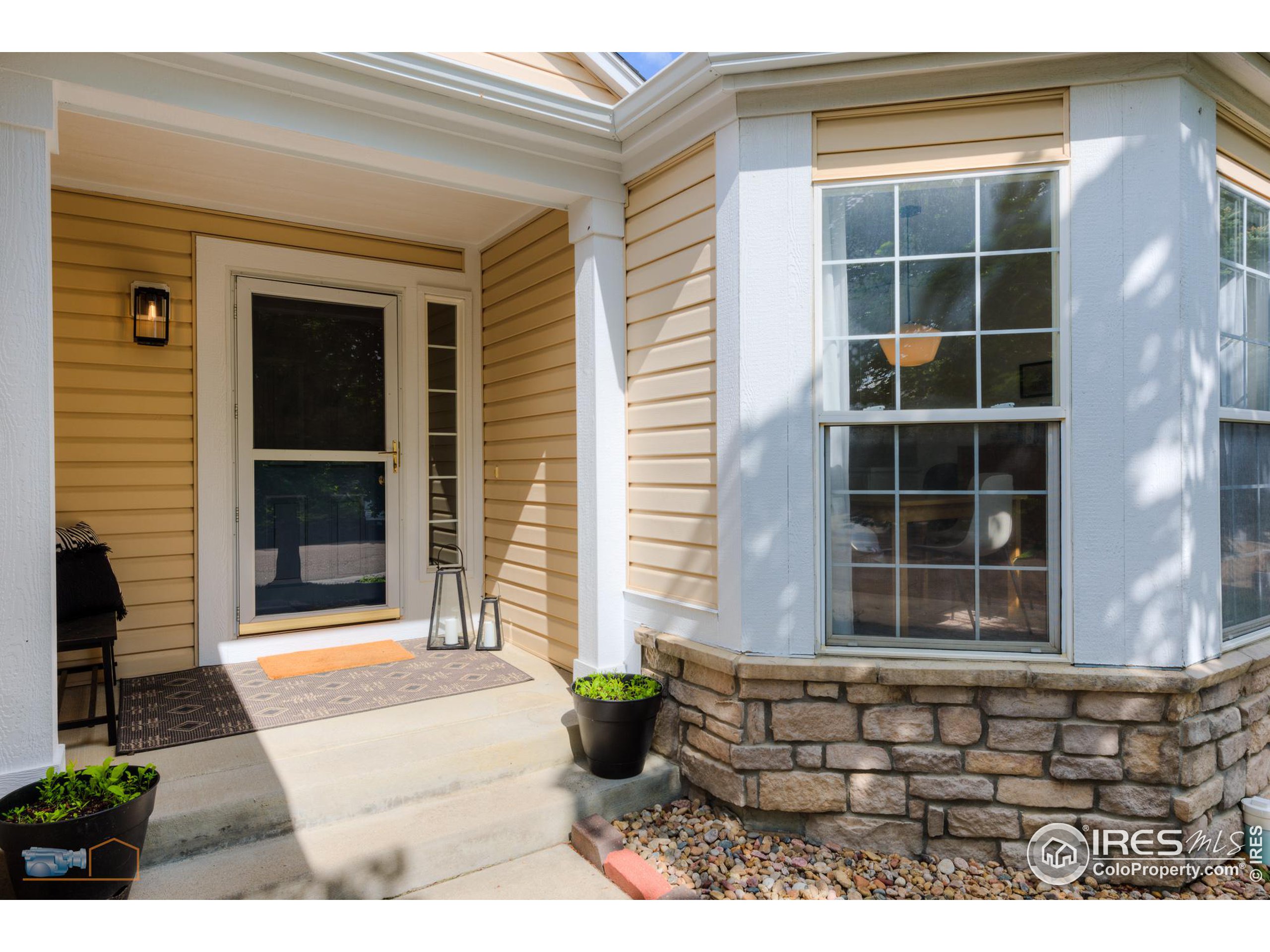 1479 Wildrose Dr