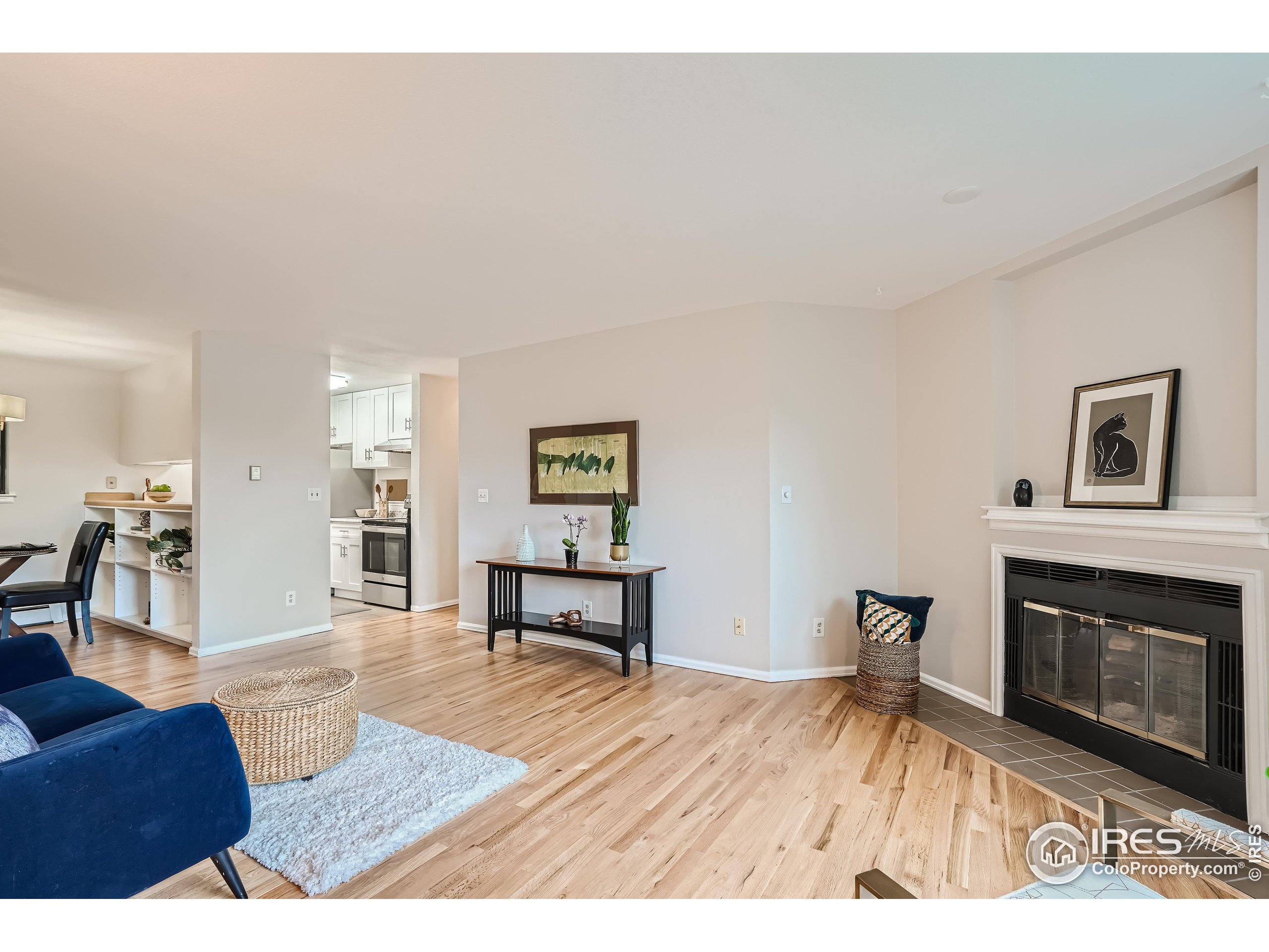 948 North St Unit: 15