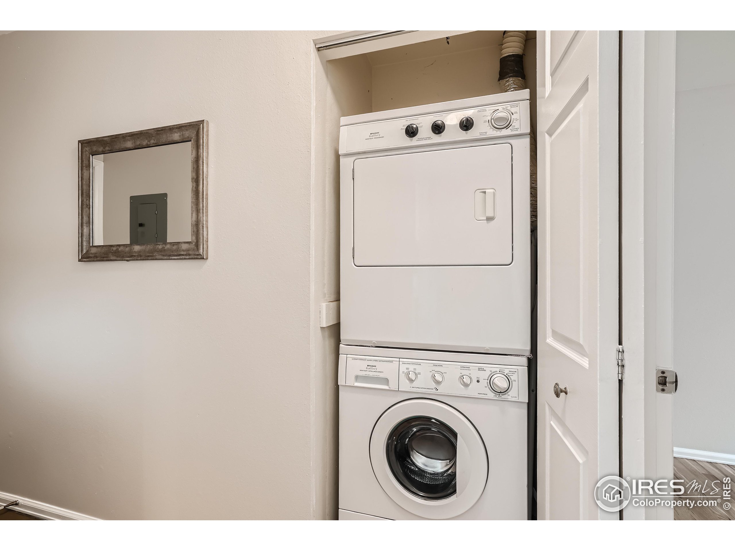 948 North St Unit: 15