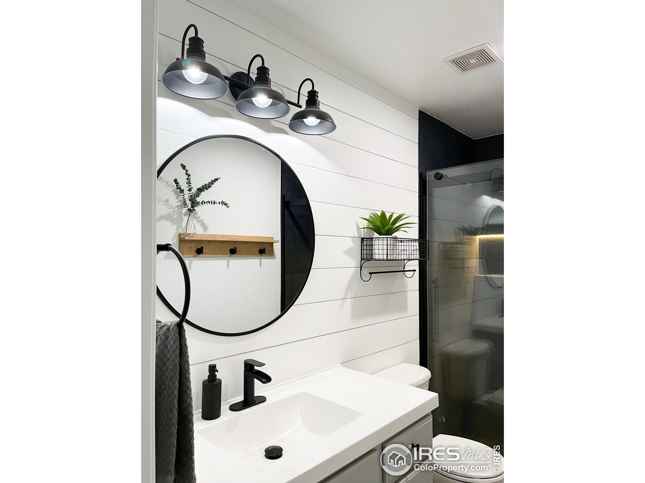 818 S Terry St Unit: 10