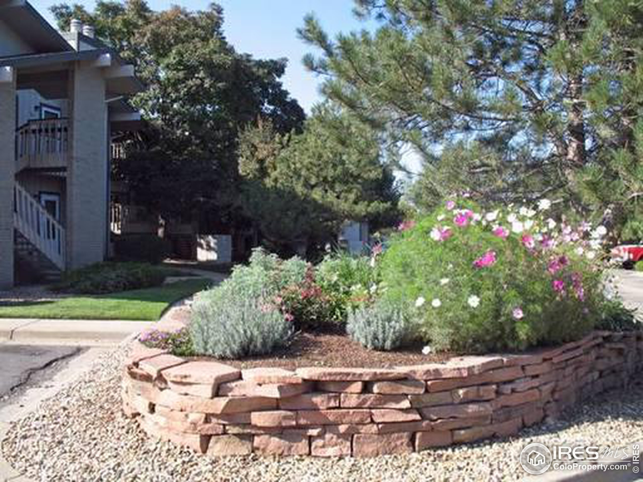 665 Manhattan Dr Unit: 212