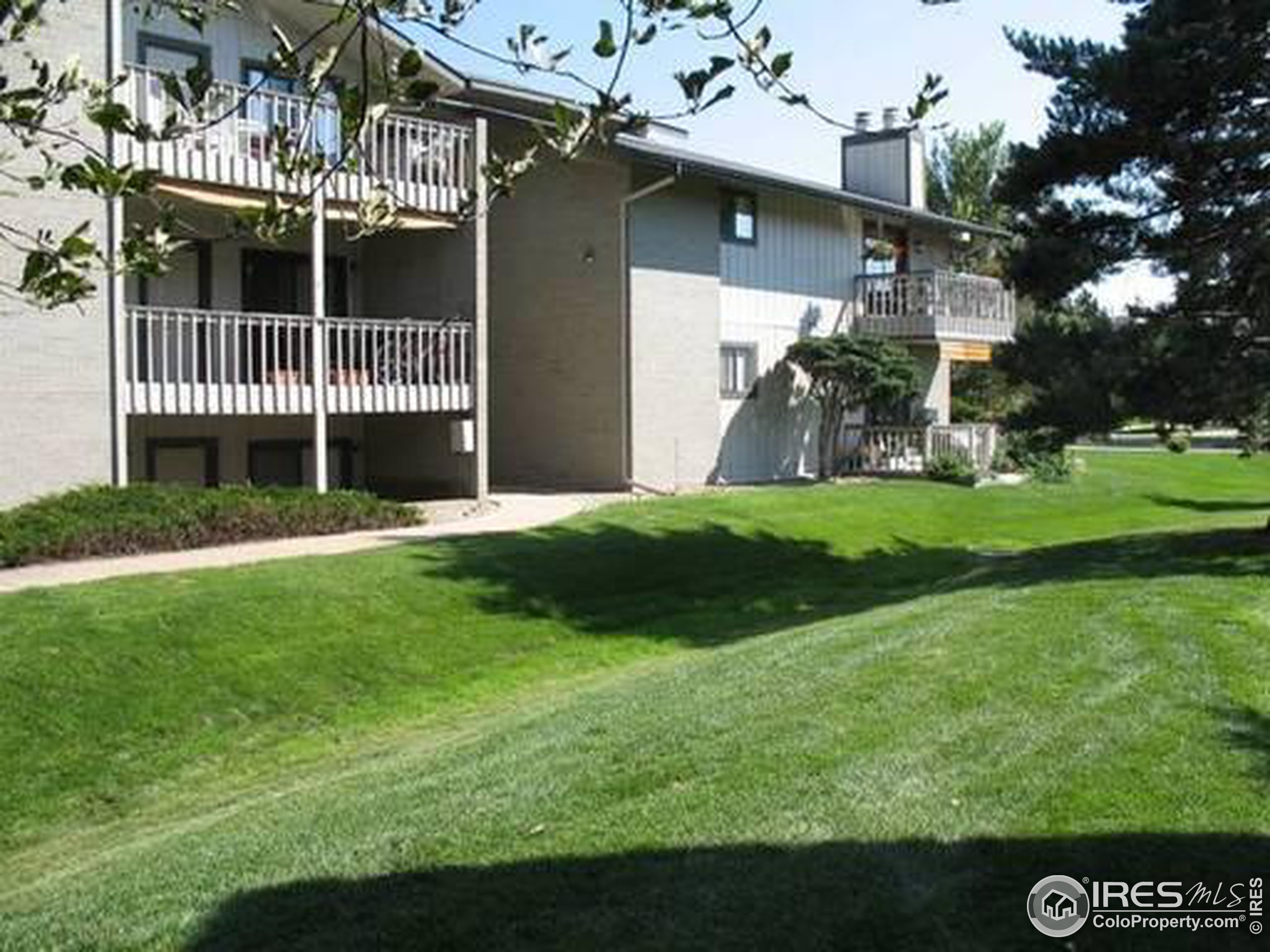 665 Manhattan Dr Unit: 212