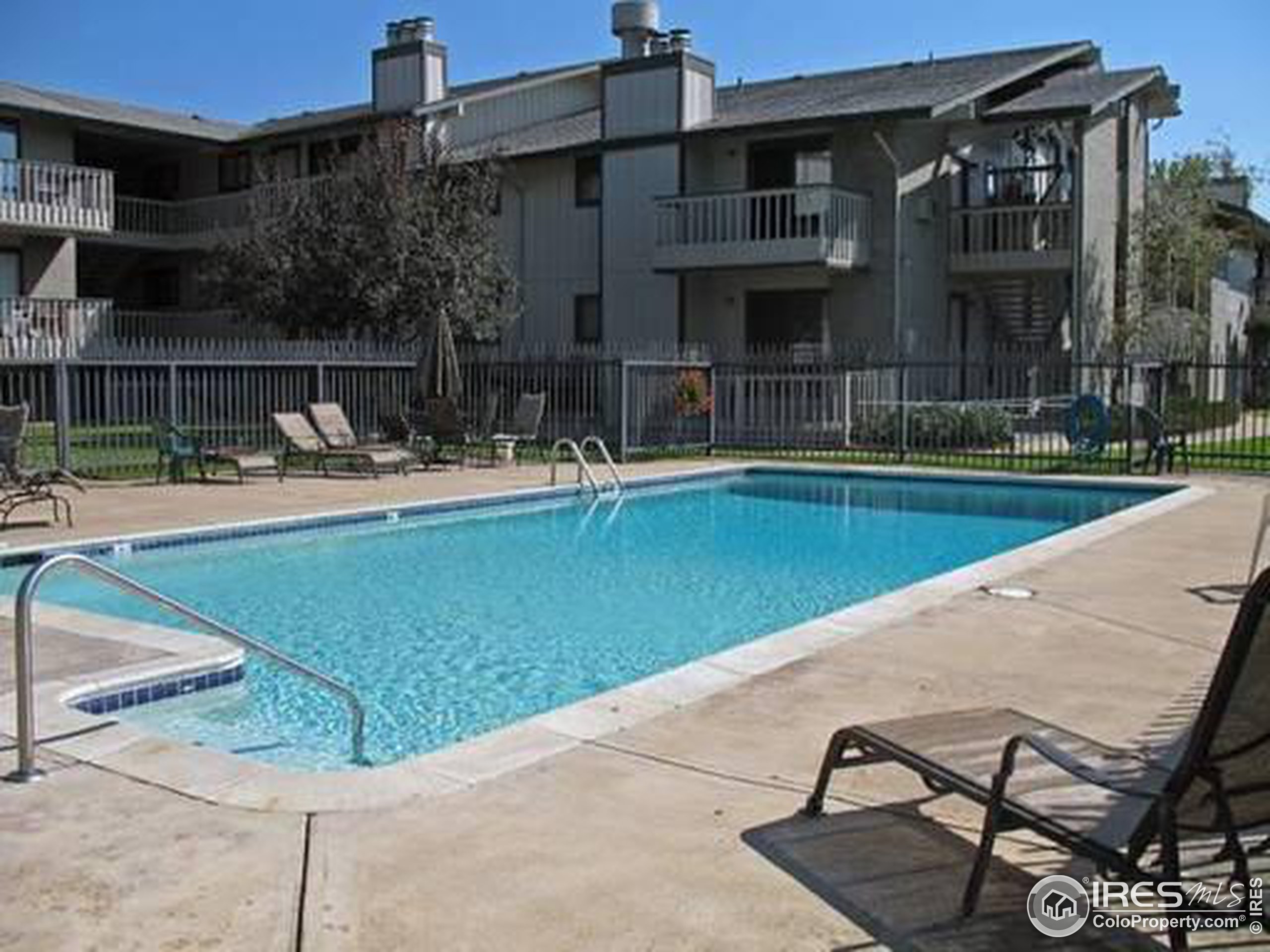 665 Manhattan Dr Unit: 212