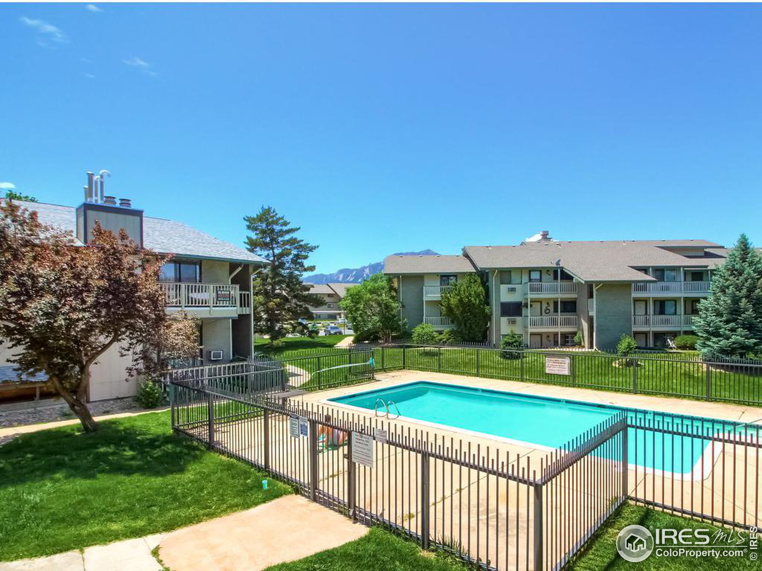 665 Manhattan Dr Unit: 212