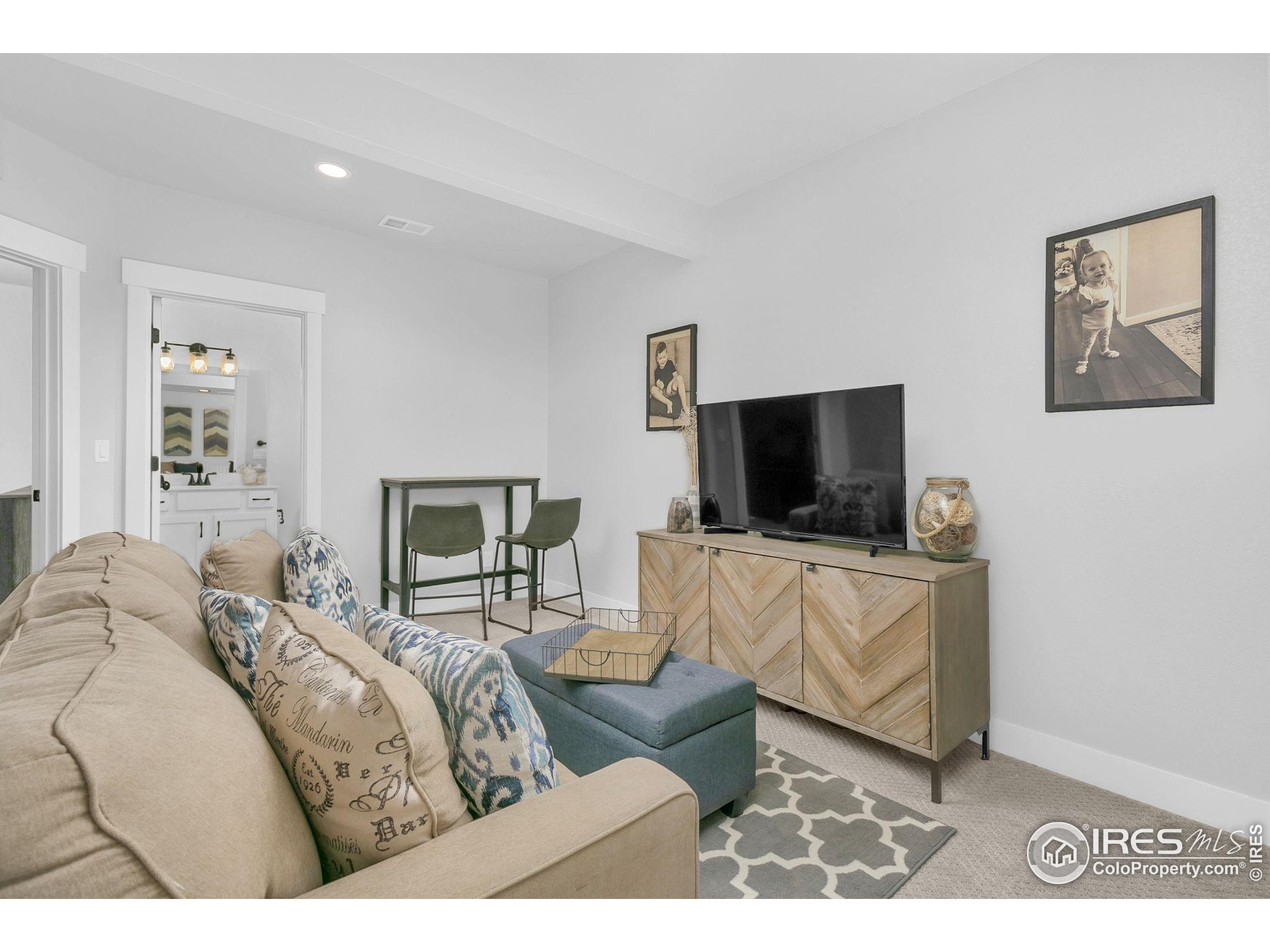 6249 Vernazza Way Unit: 2