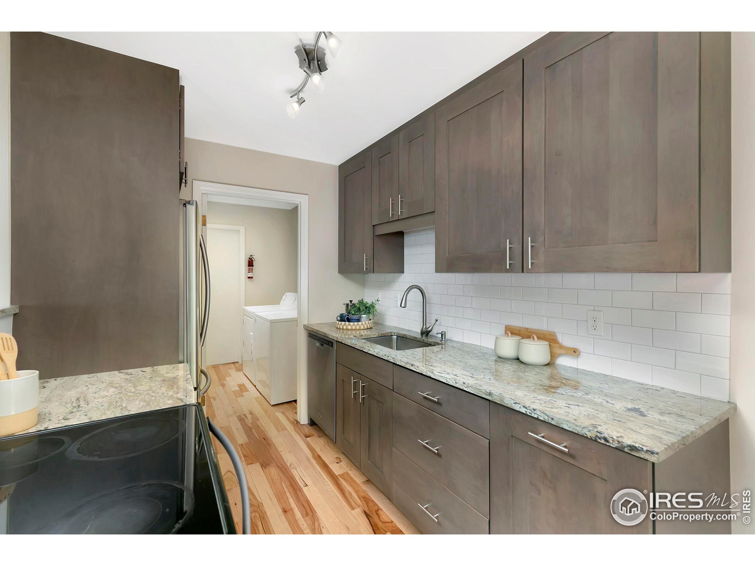 4222 Monroe Dr Unit: D
