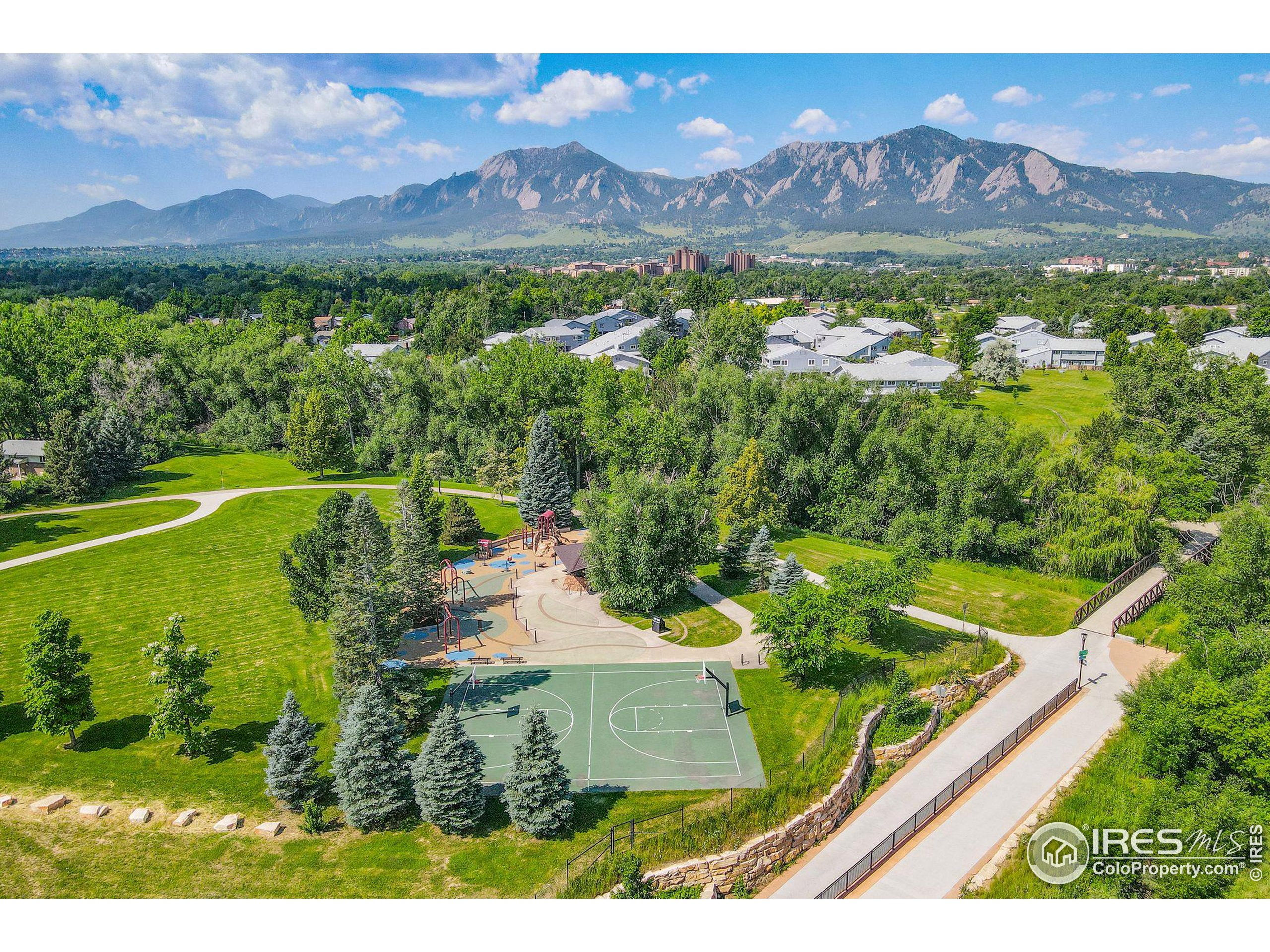 4222 Monroe Dr Unit: D