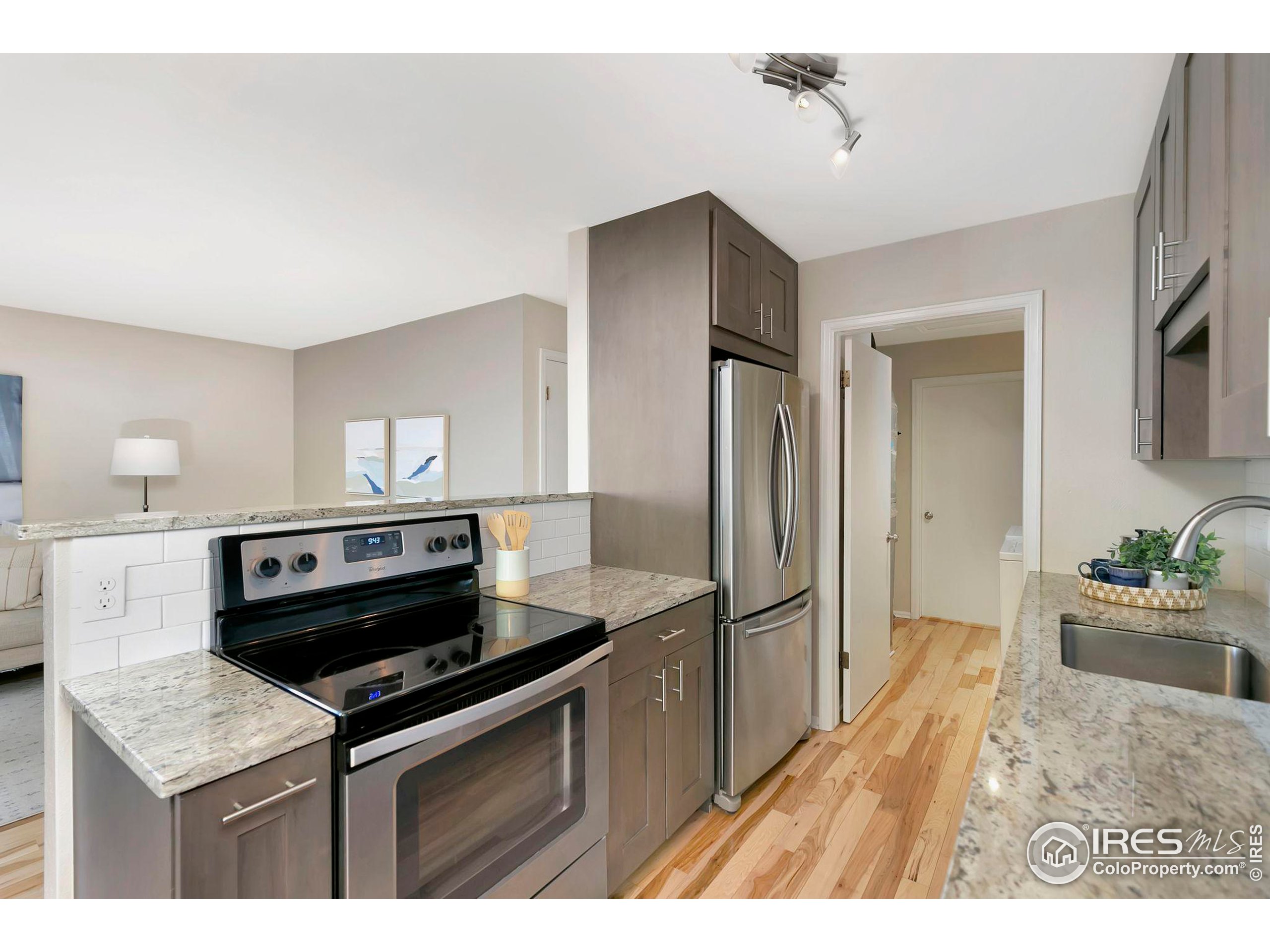 4222 Monroe Dr Unit: D