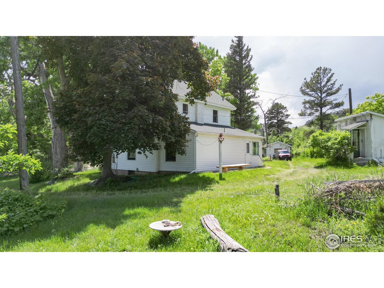 4617 Highland Dr