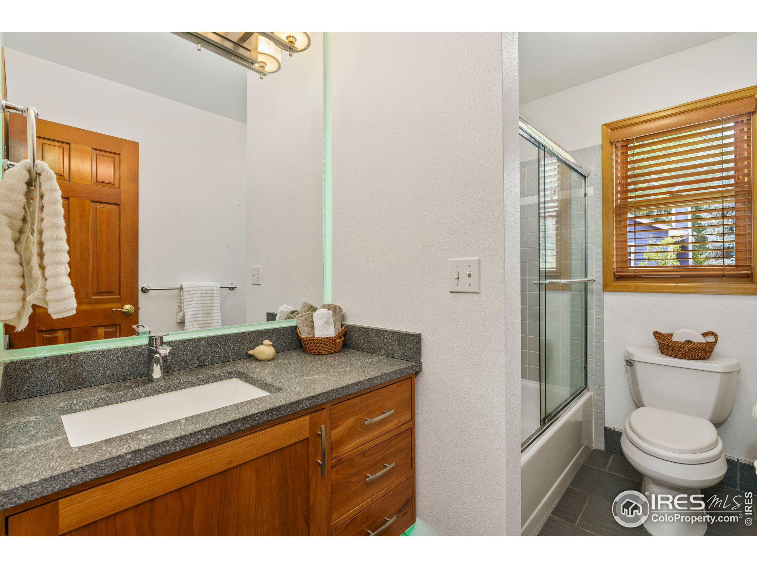 51 Illini Ct