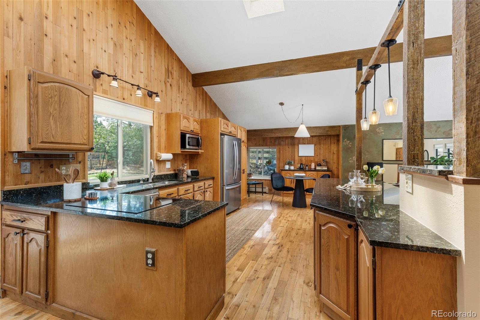 5996 N Villard Court