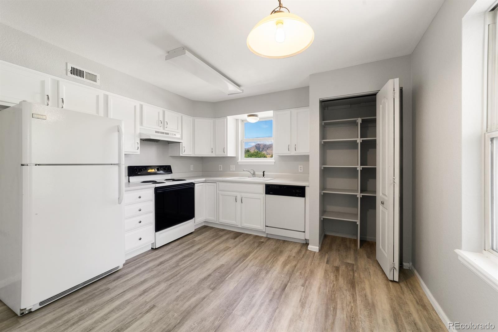 1670 S Deframe Street Unit: C1
