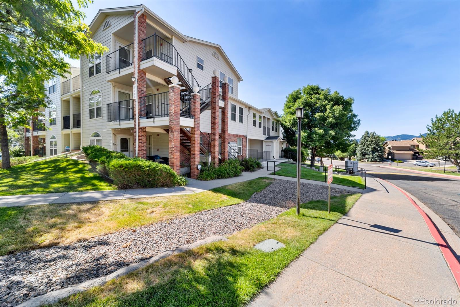 1670 S Deframe Street Unit: C1