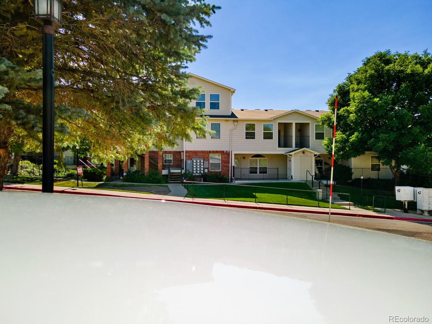 1670 S Deframe Street Unit: C1