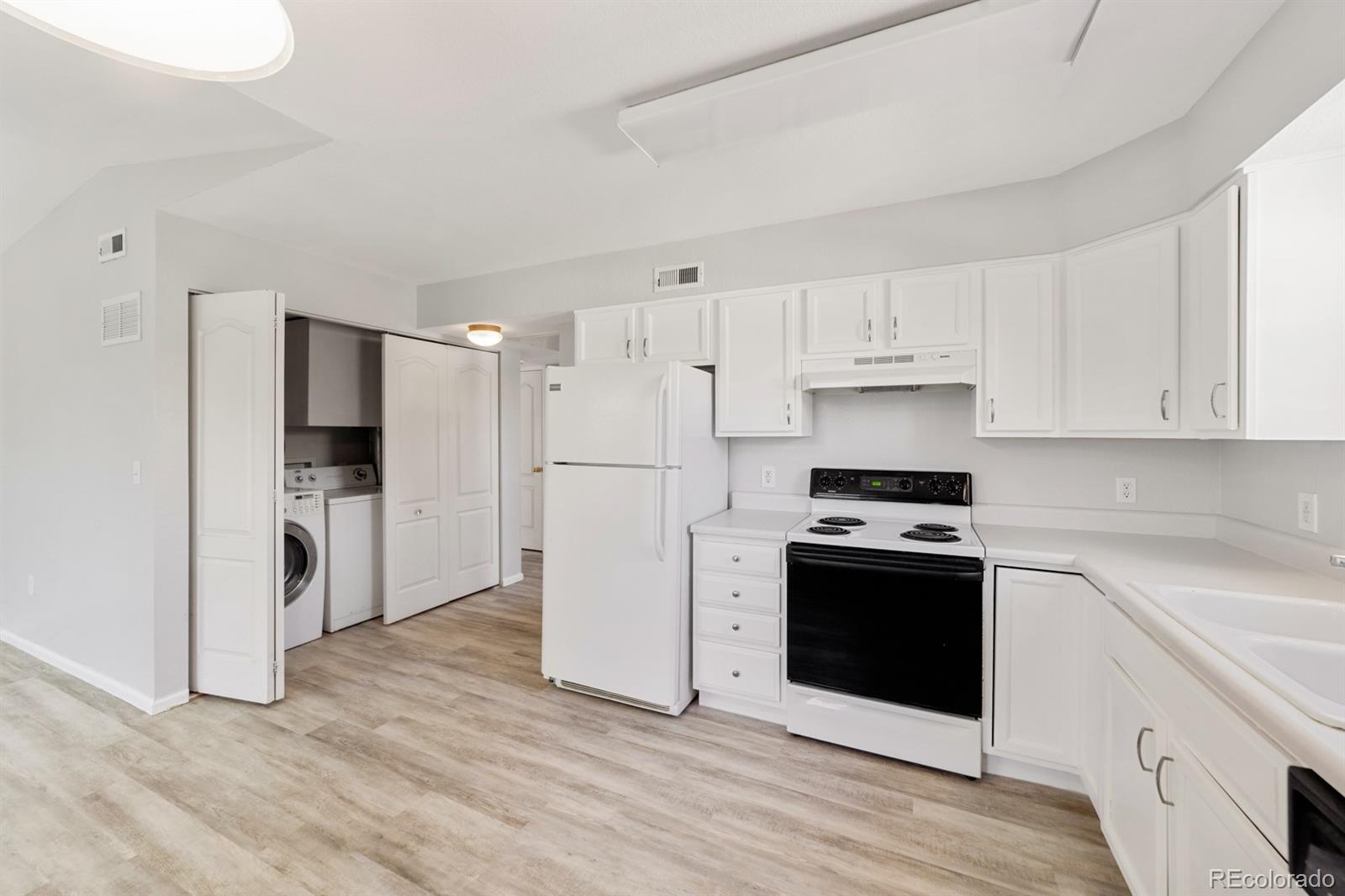1670 S Deframe Street Unit: C1