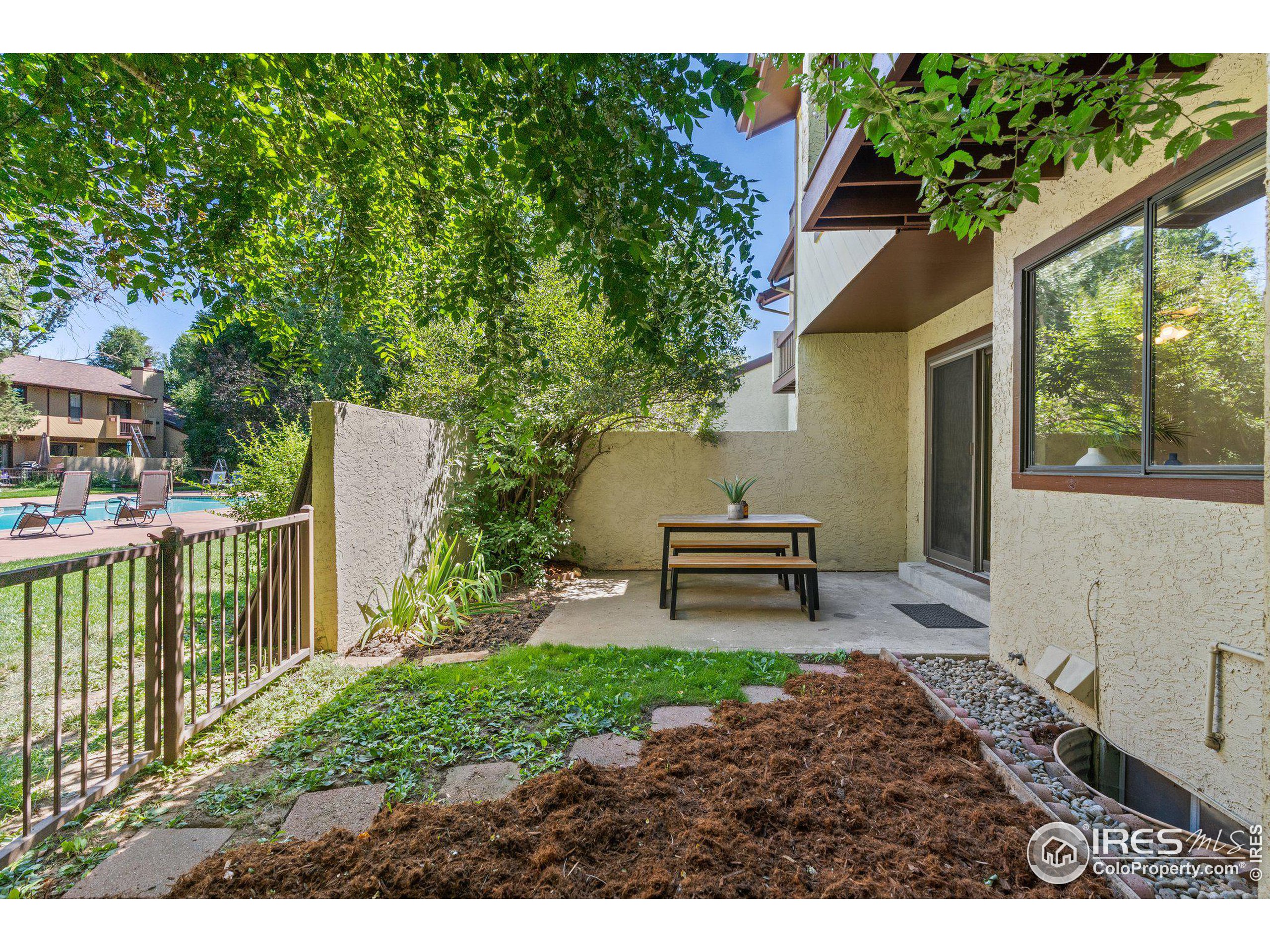 2653 Grapewood Ln