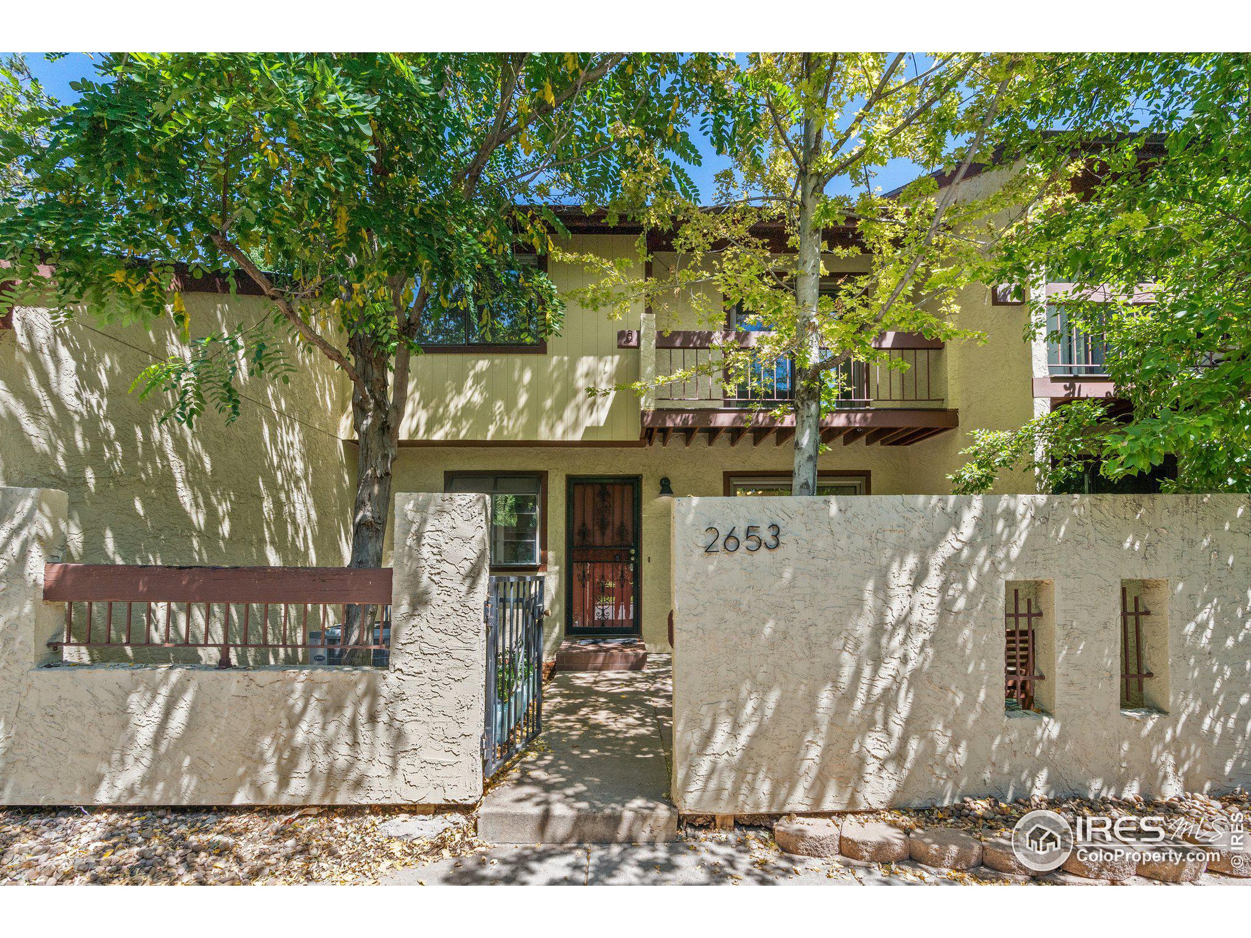 2653 Grapewood Ln