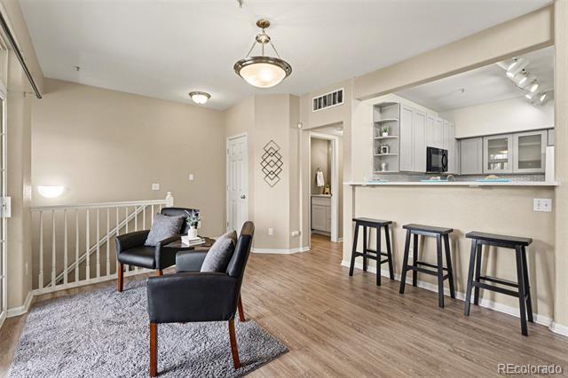 1509 S Florence Court Unit: 214