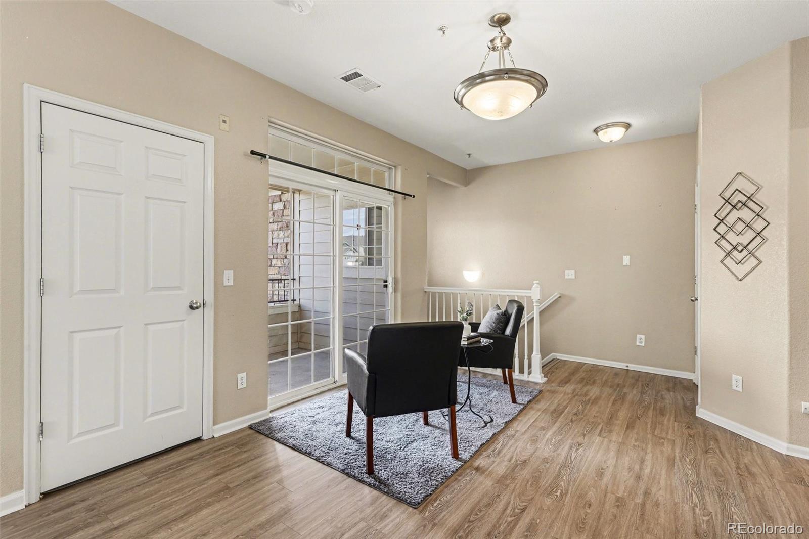 1509 S Florence Court Unit: 214