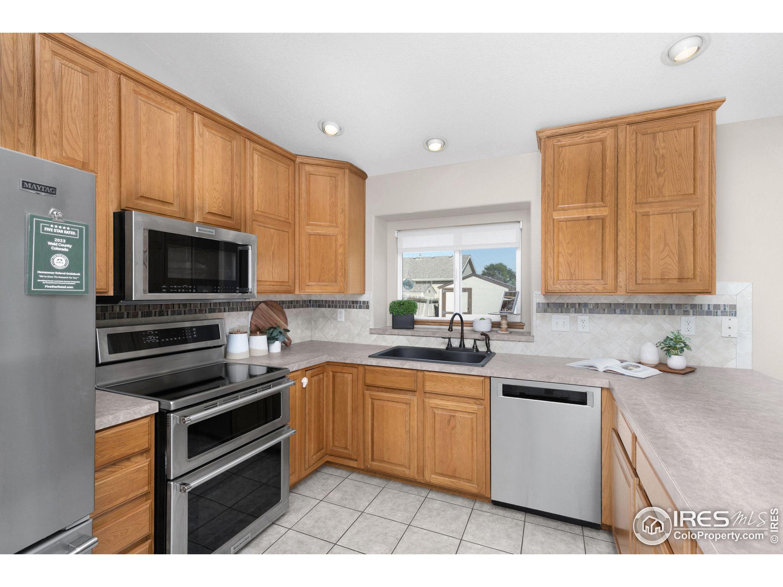 321 S Maple Ave