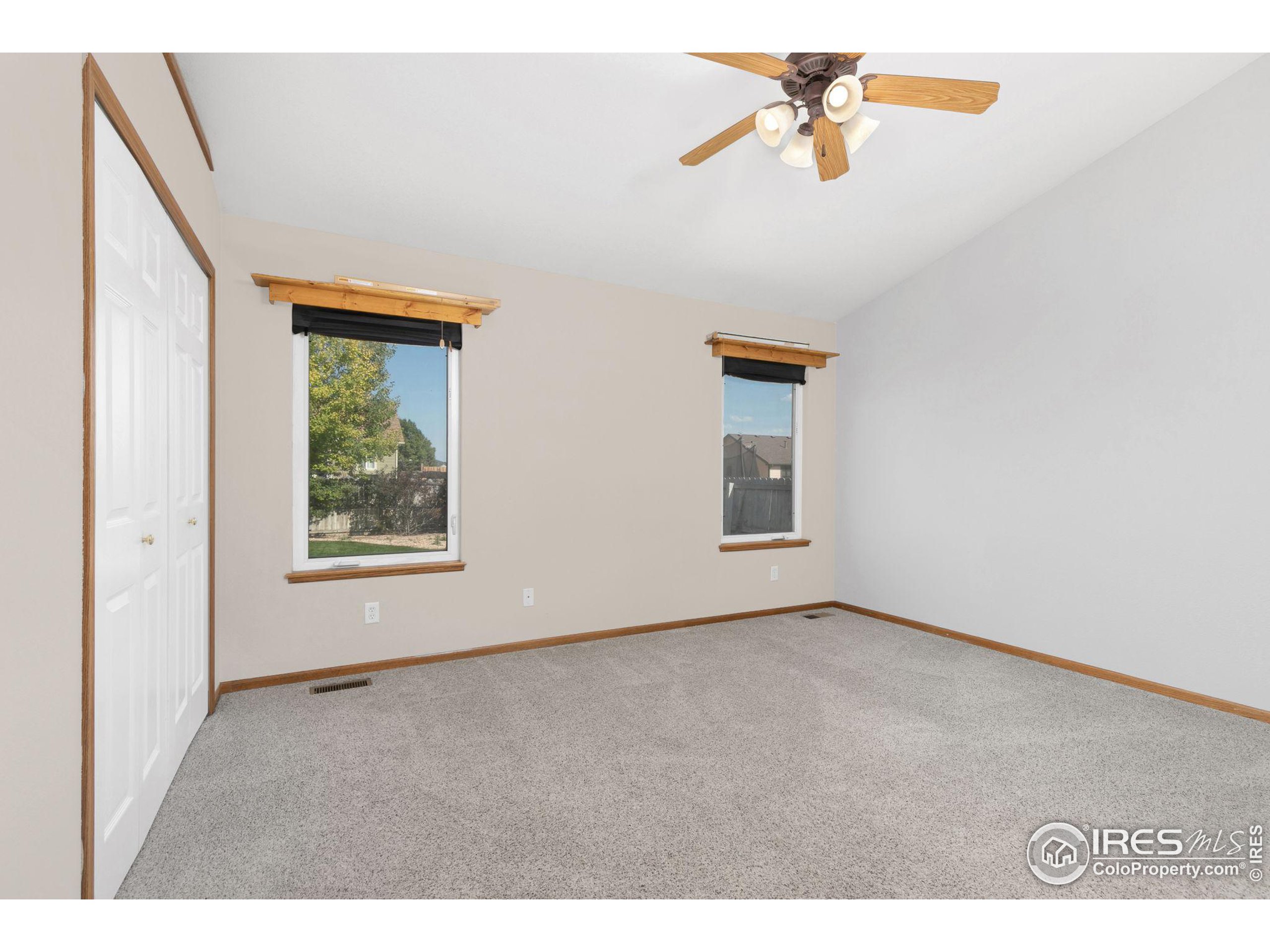 321 S Maple Ave
