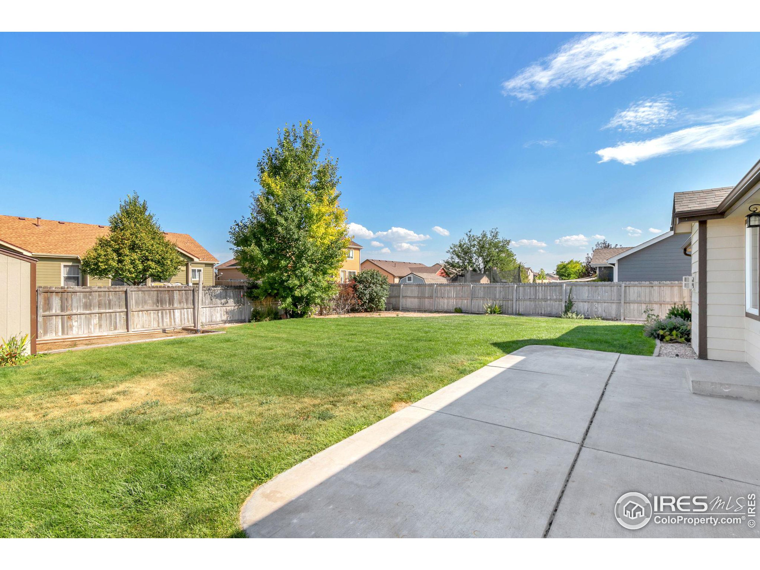 321 S Maple Ave