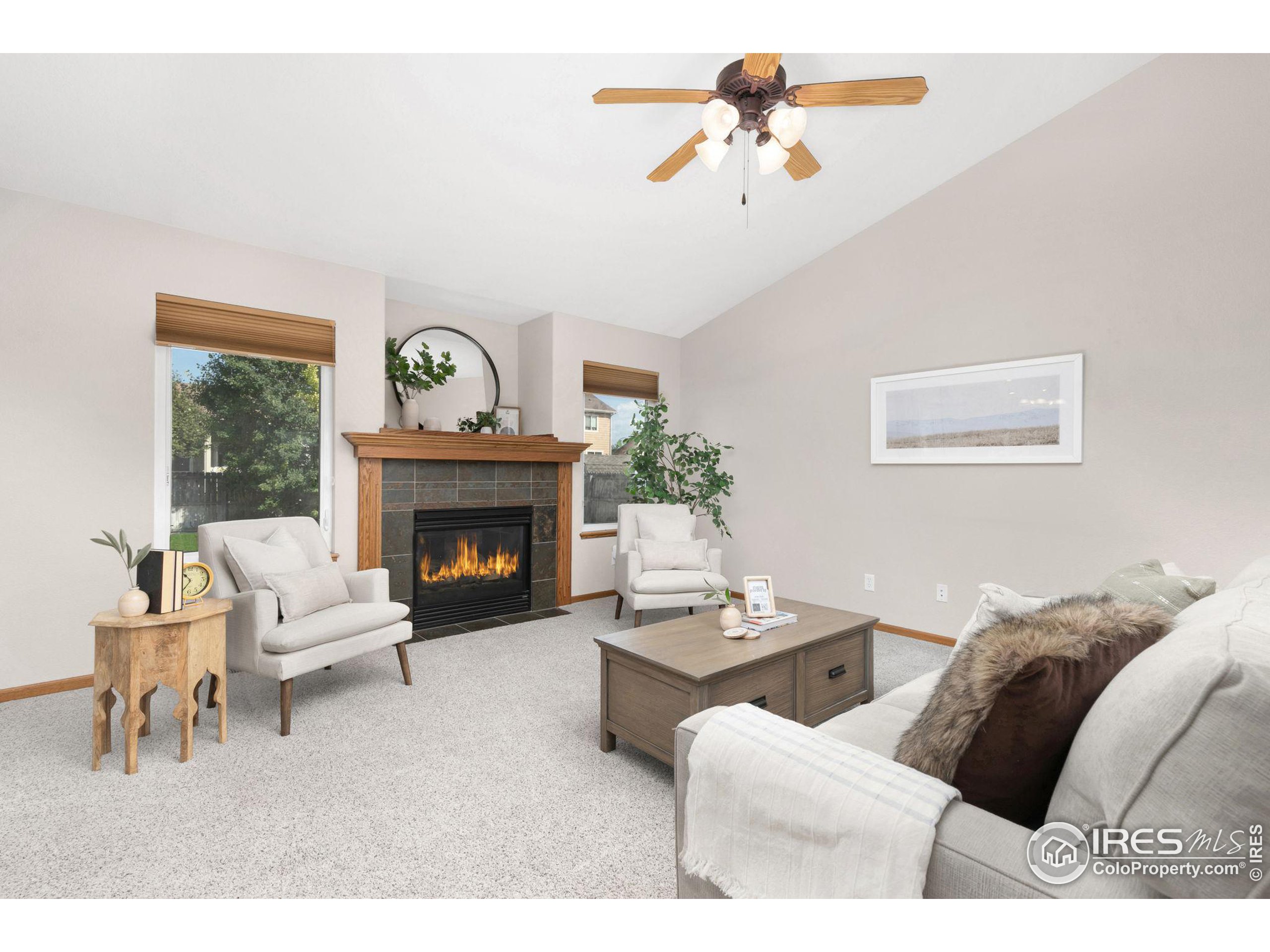321 S Maple Ave