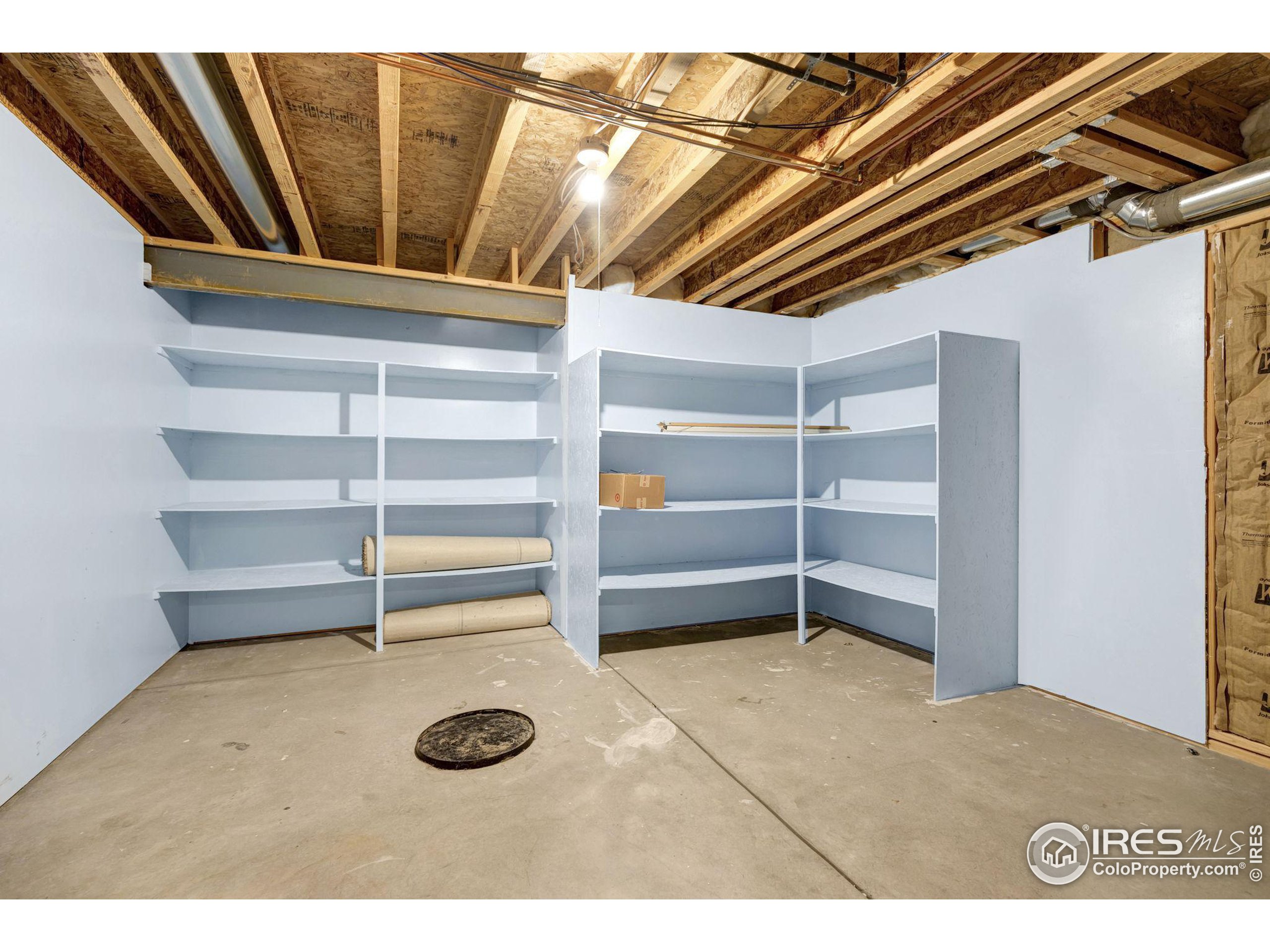 321 S Maple Ave