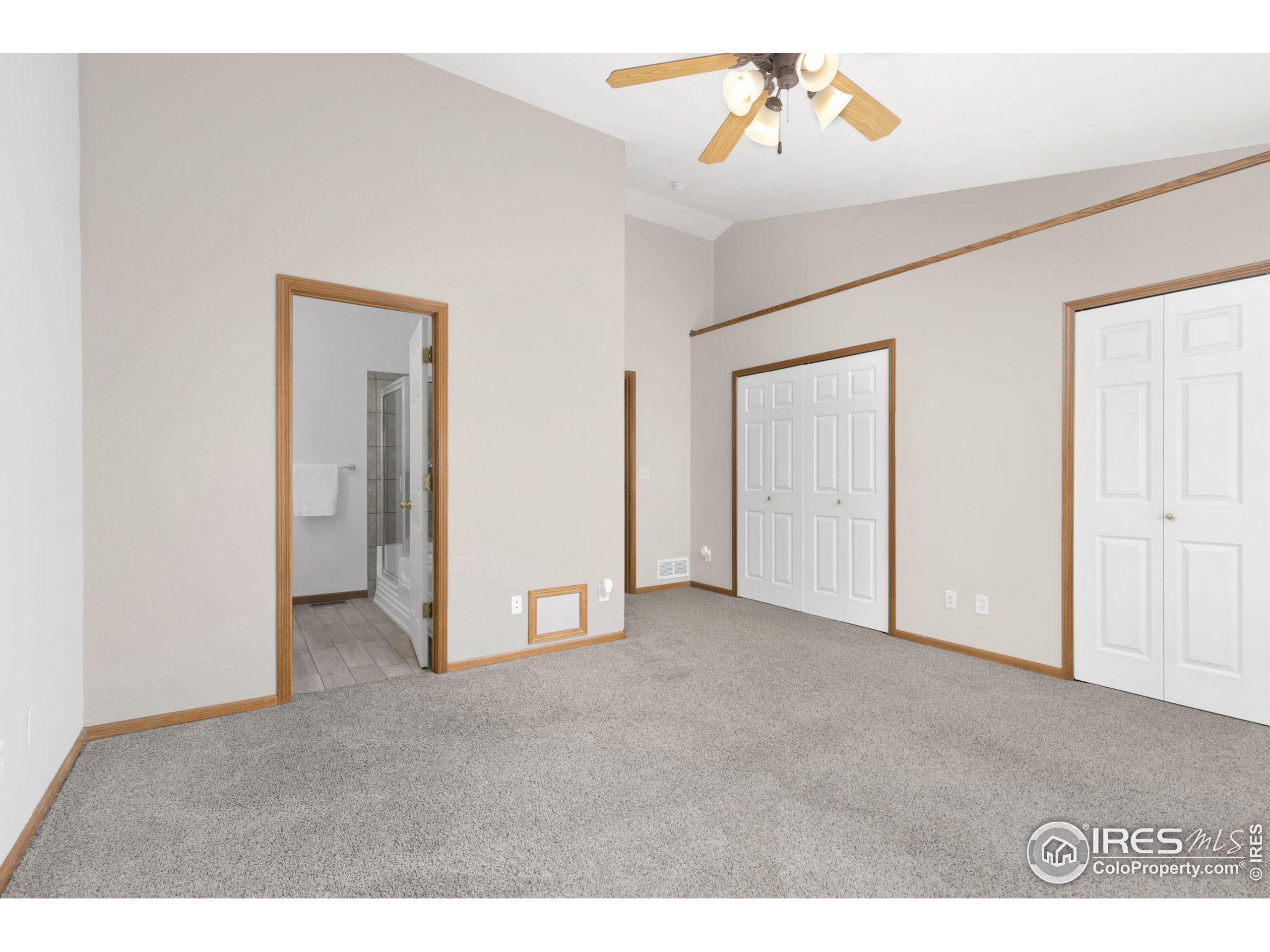 321 S Maple Ave