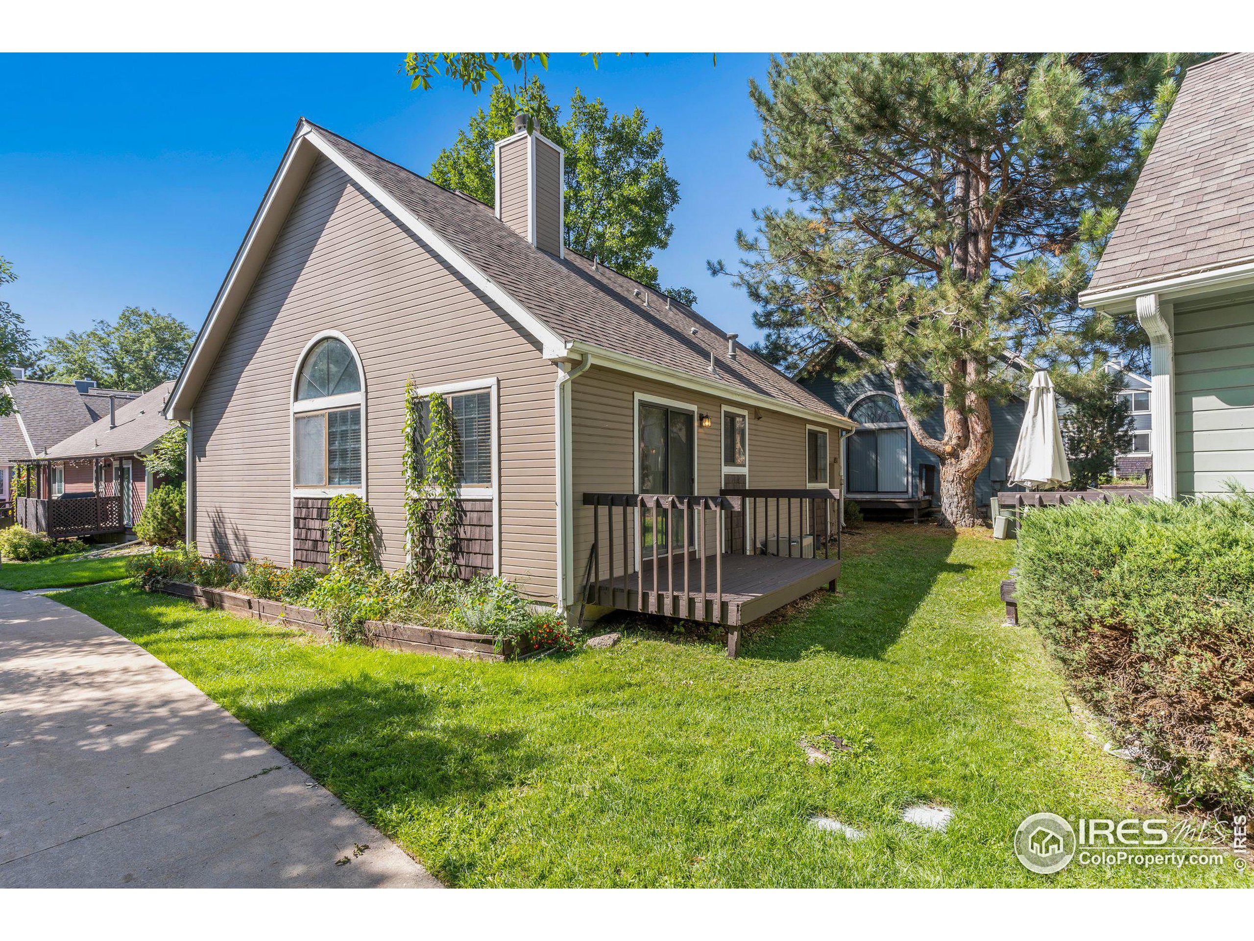 4872 Curie Ct