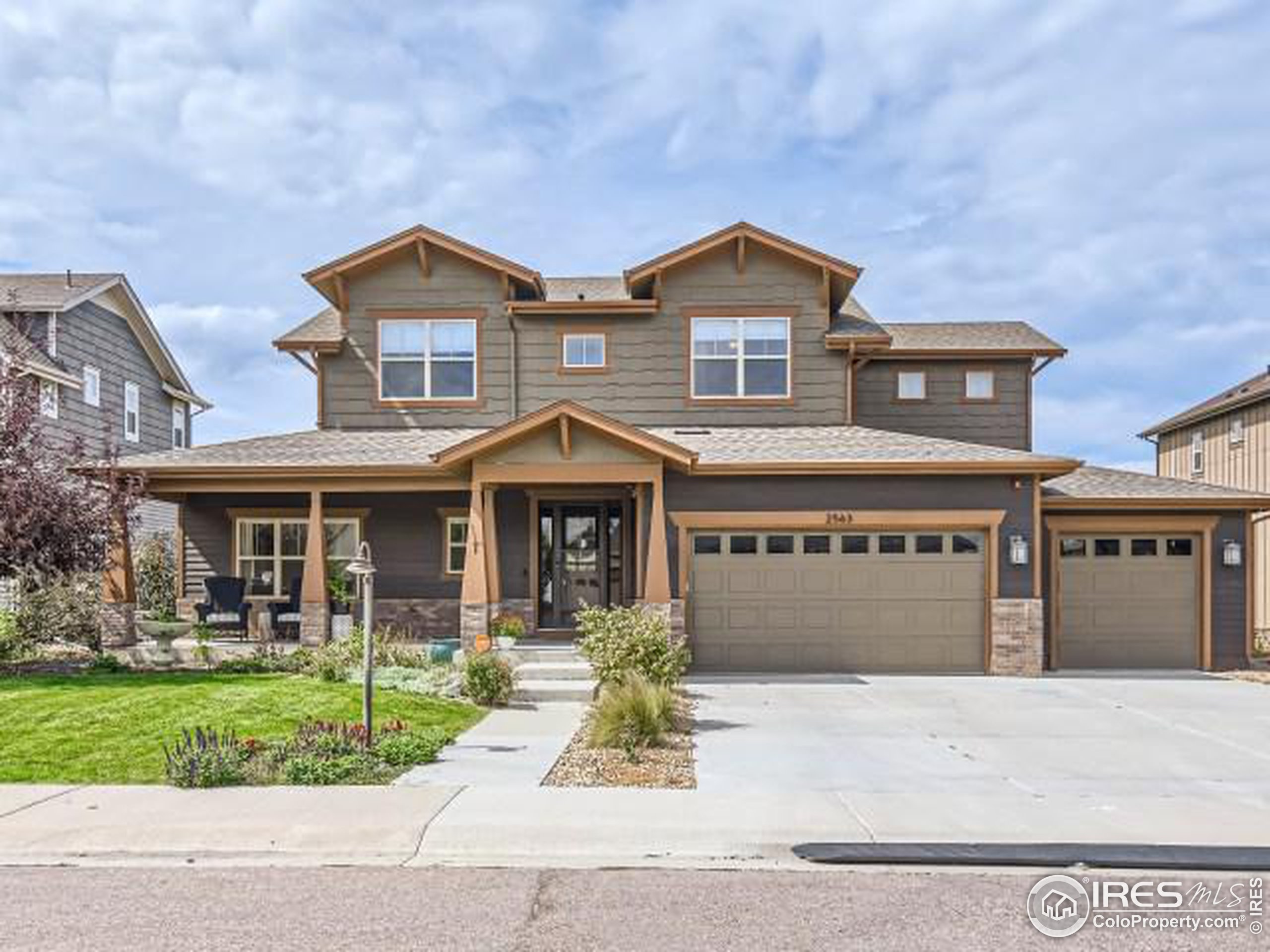 2563 Bluestem Willow Dr