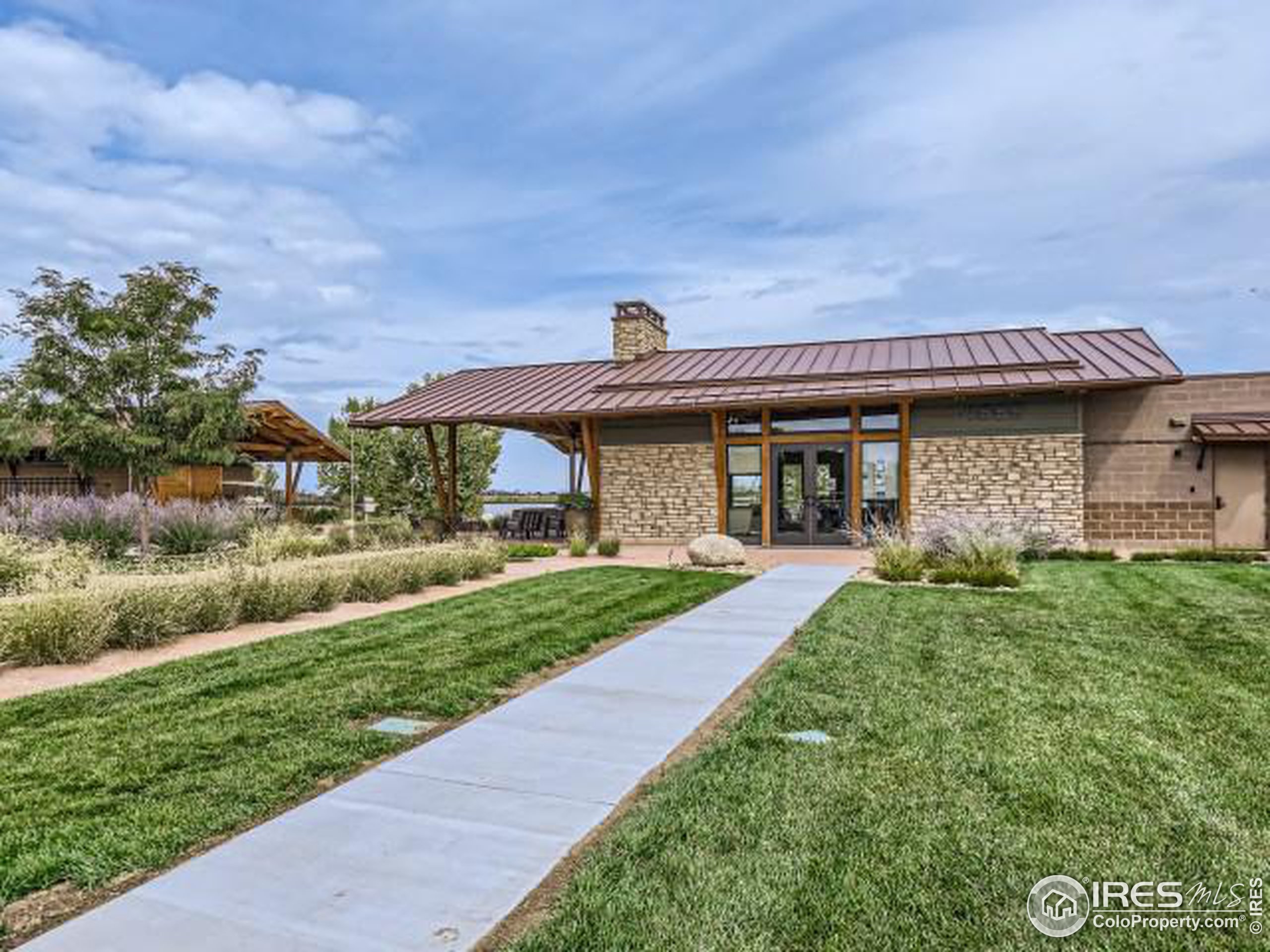 2563 Bluestem Willow Dr